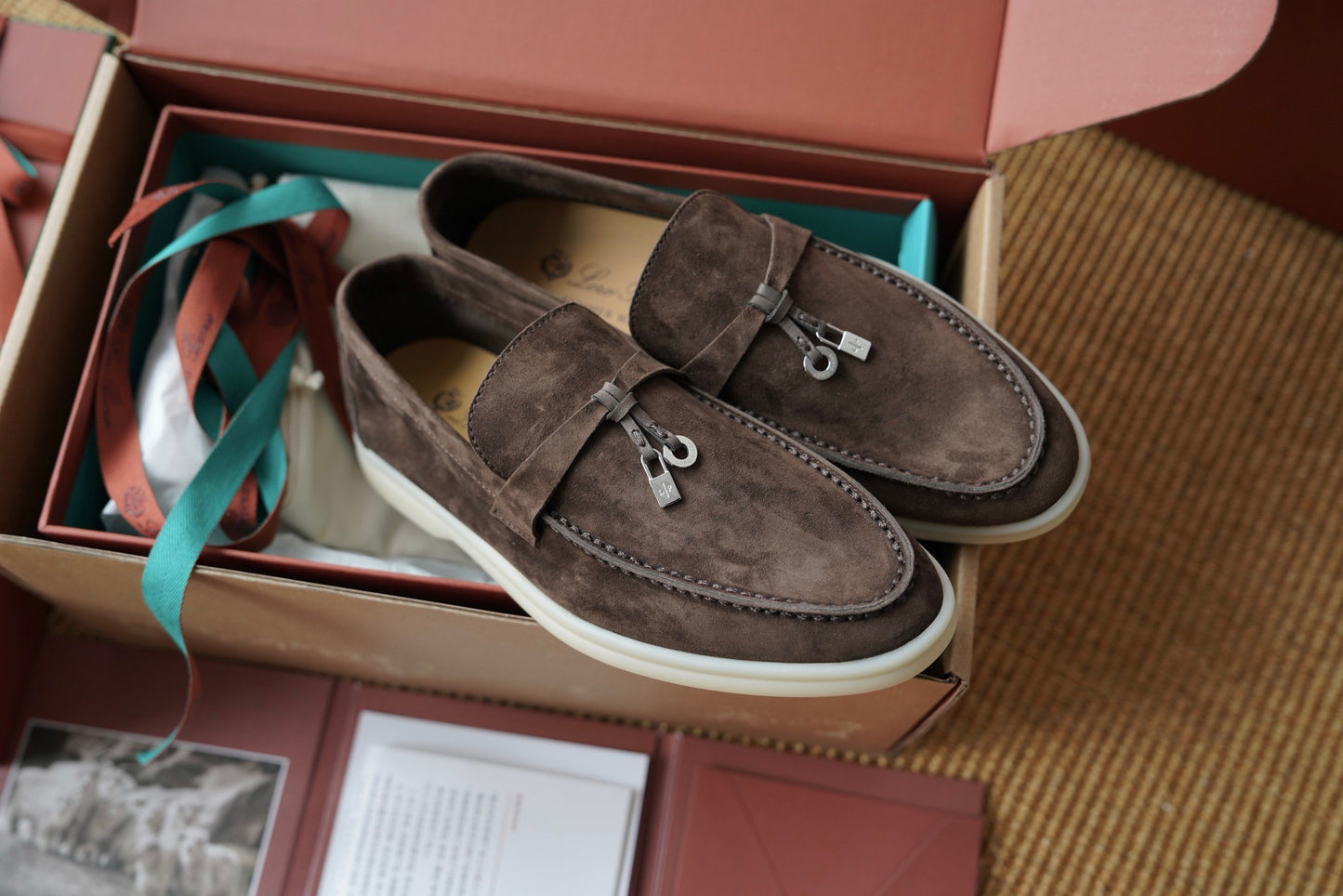 SUMMER CHARMS WALK LOAFER