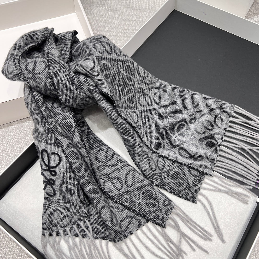 LOEWE SHALL