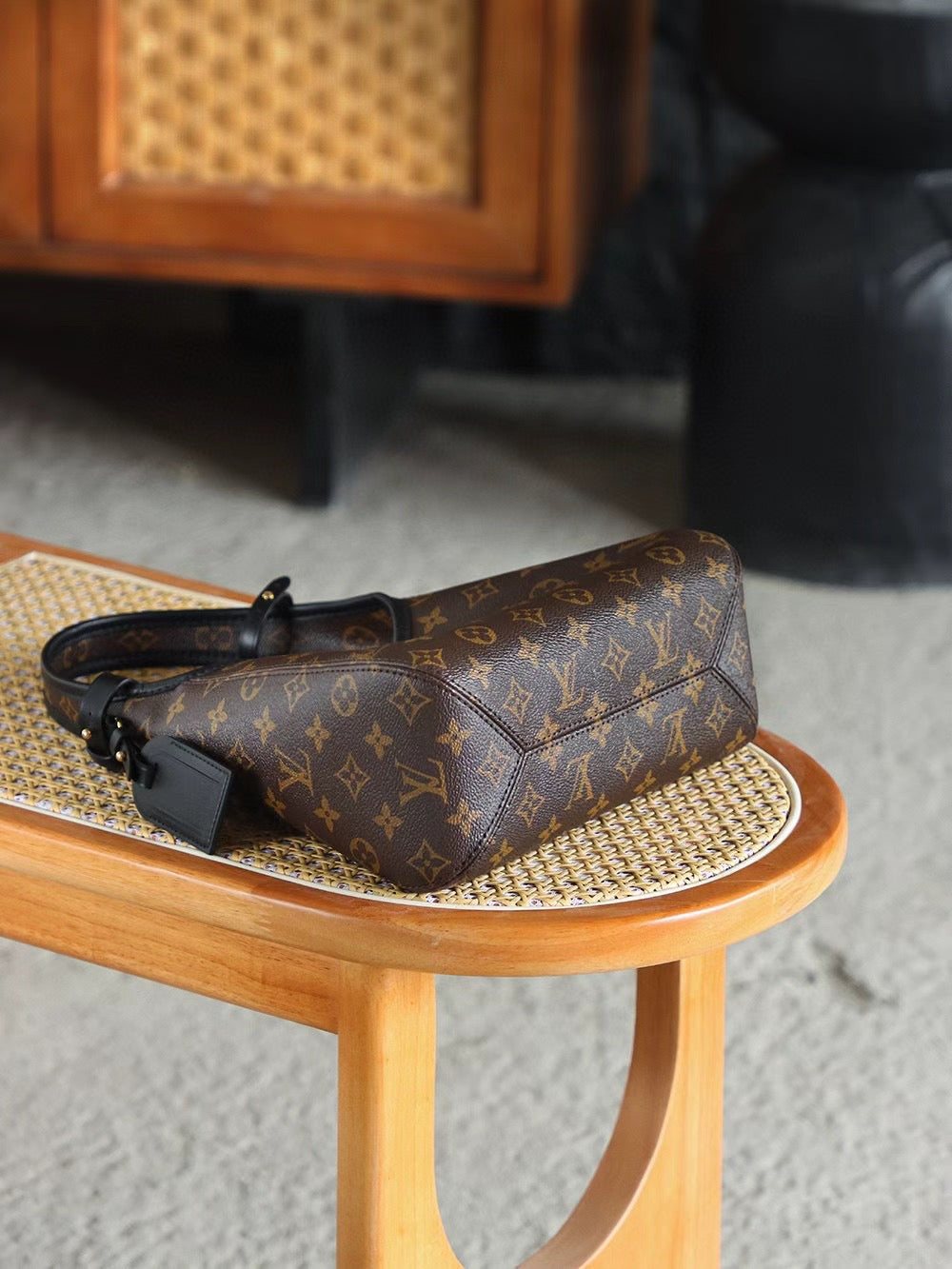THE DROP MONOGRAM