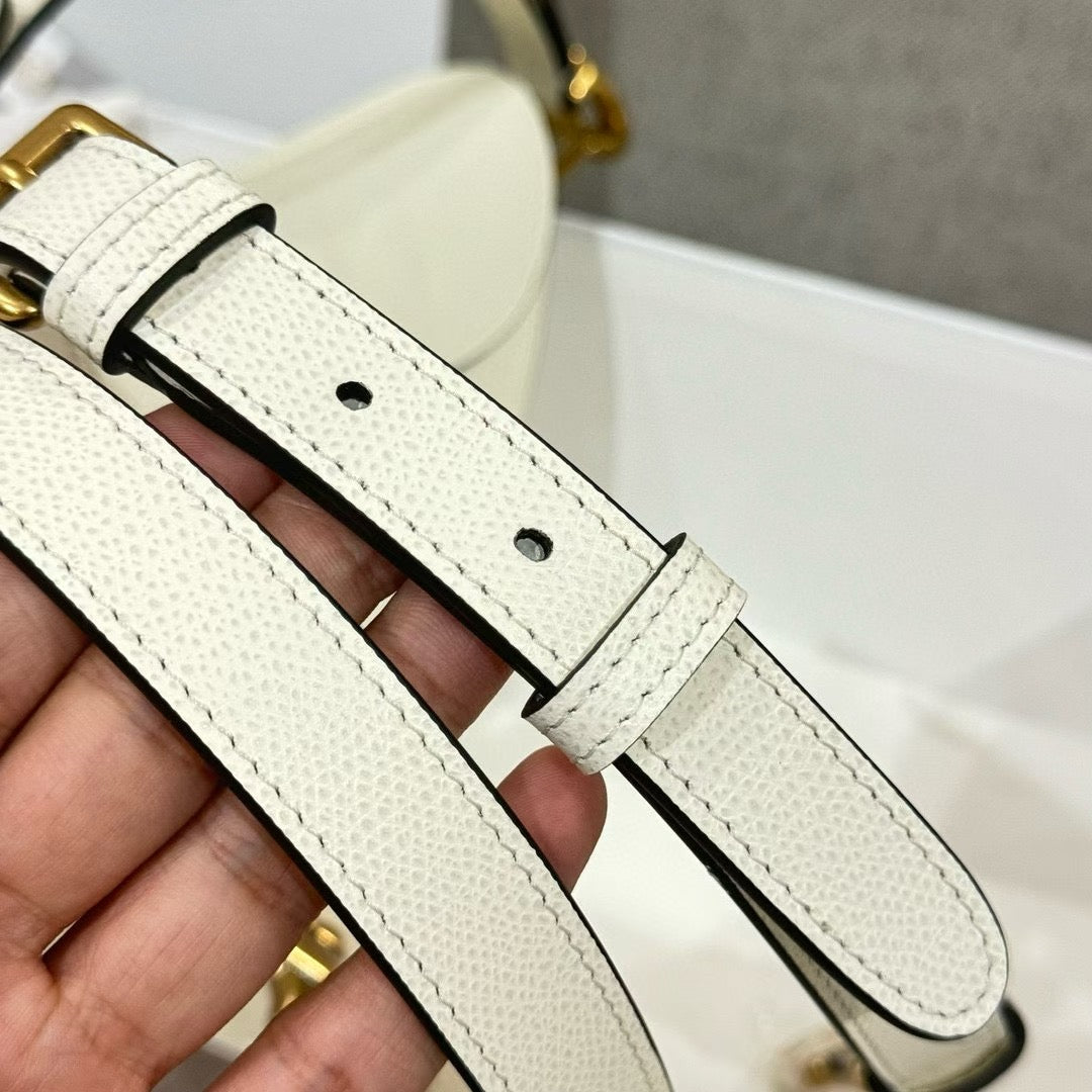 SADDLE D