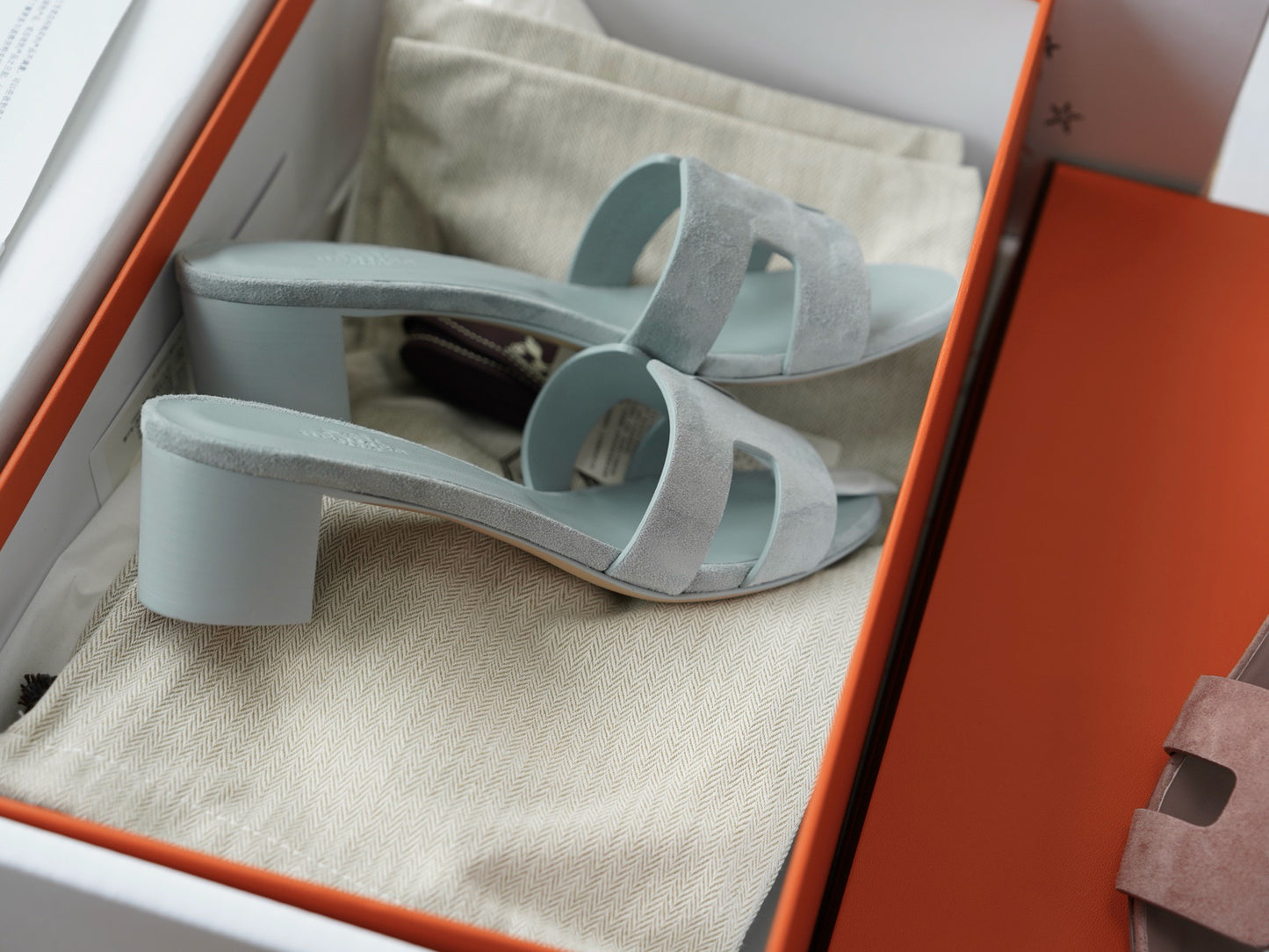 OASIS SANDAL