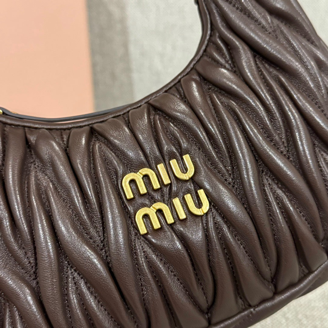 MIU MIU BAG 20CM