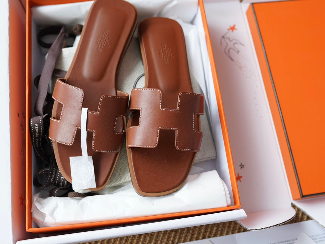 ORAN SANDAL