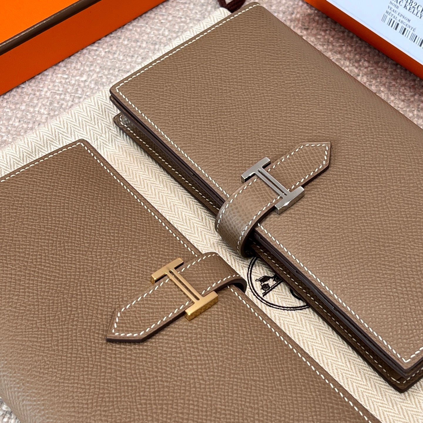 WALLET ETOUPE