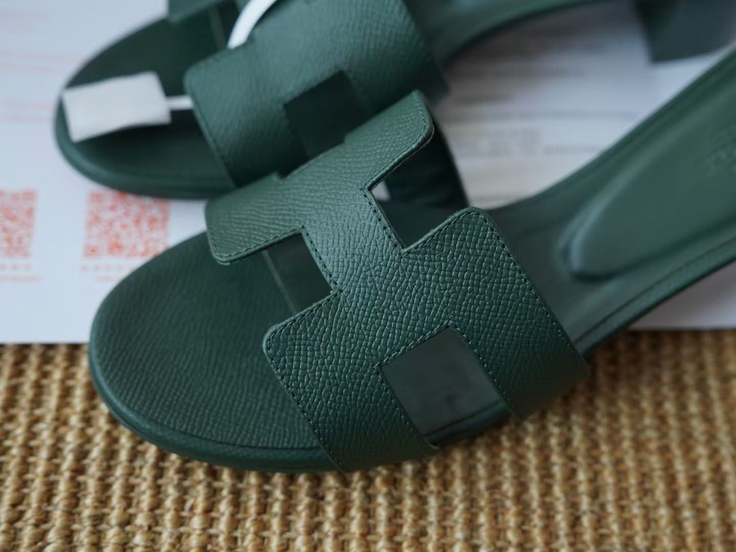 OASIS SANDAL