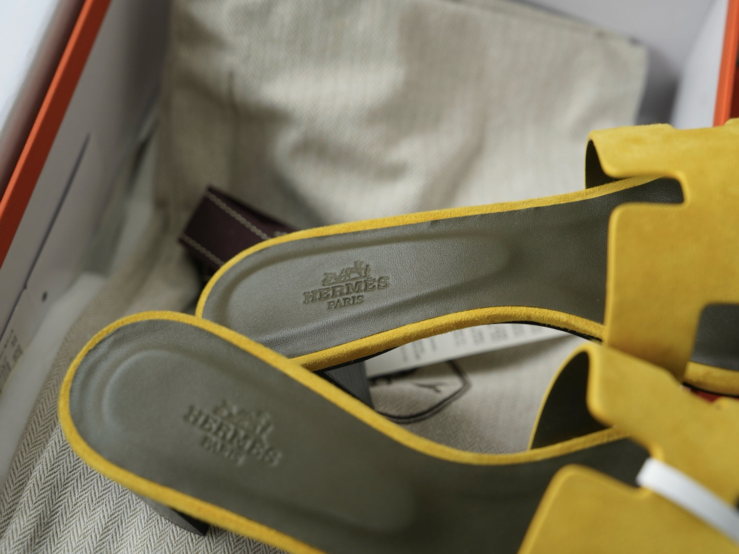 OASIS SANDAL