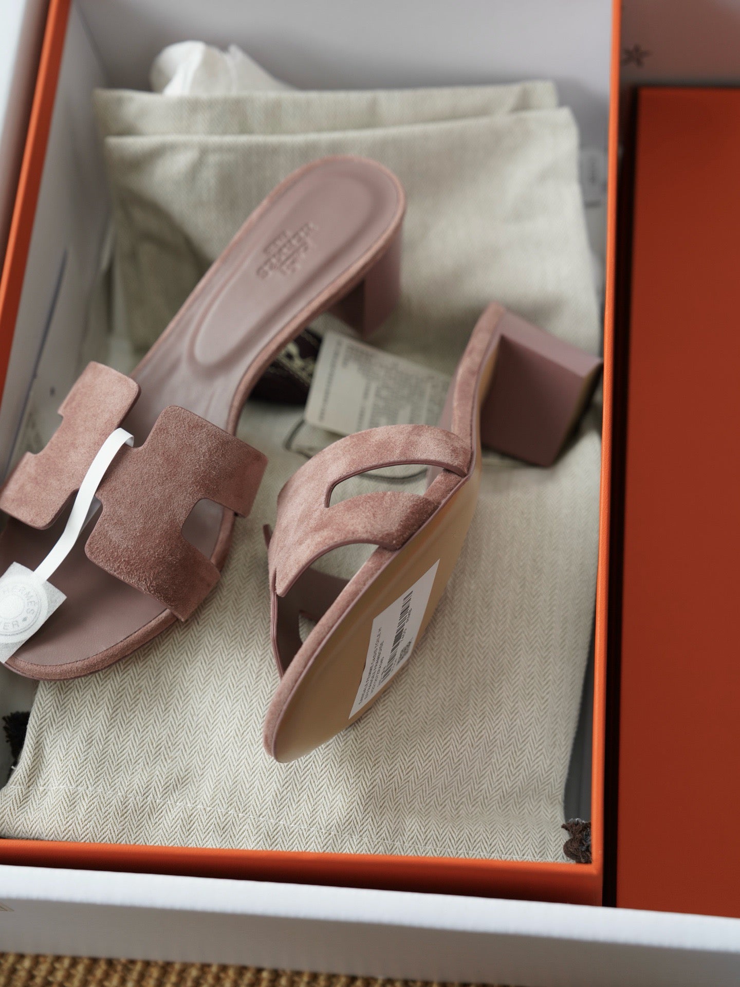 OASIS SANDAL