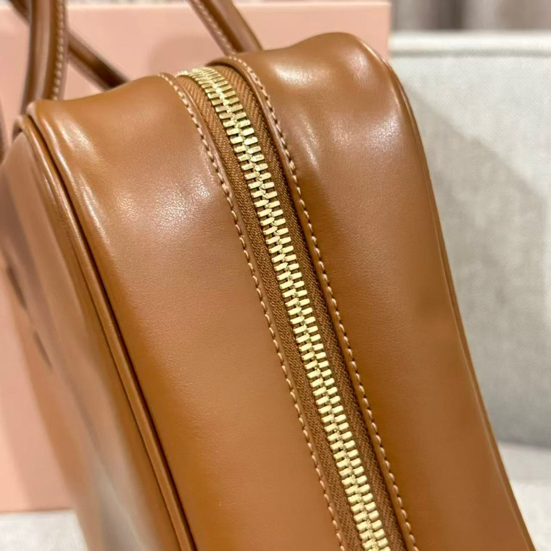 MIU MIU BEAU LARGE LEATHER BAG
