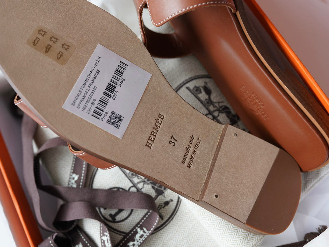 ORAN SANDAL