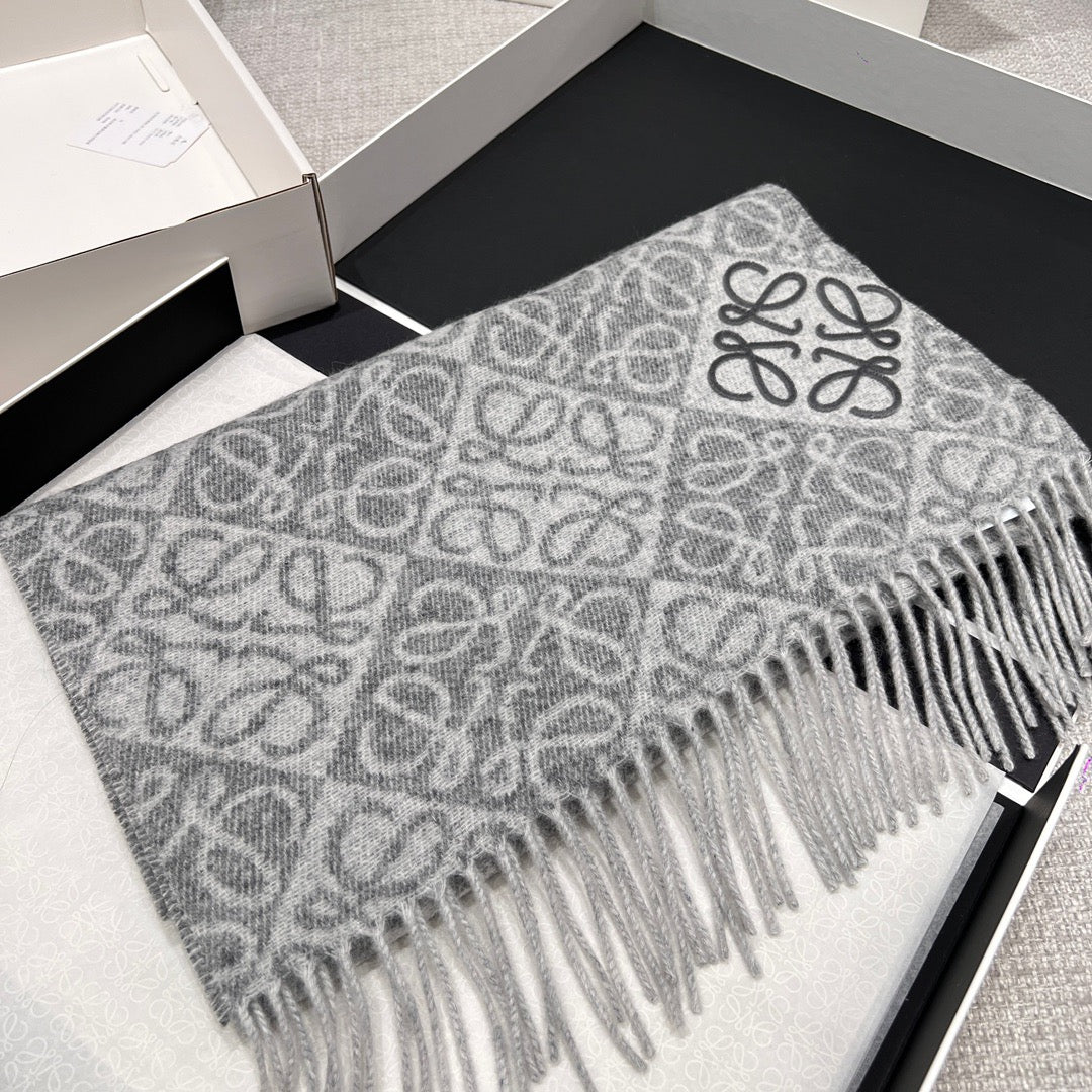 LOEWE SHALL