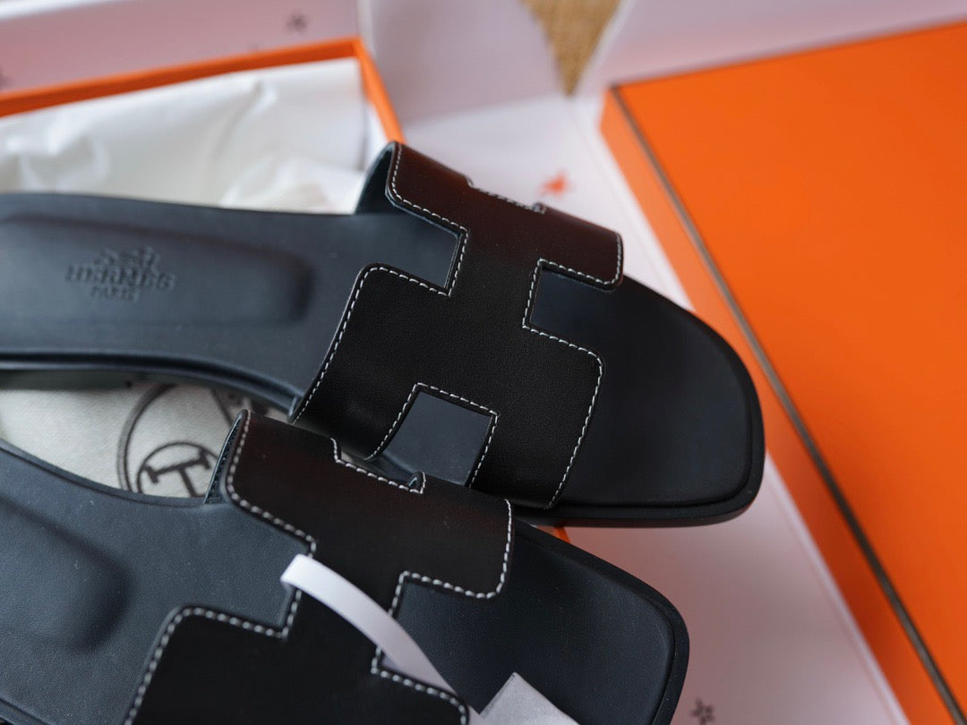 ORAN SANDAL