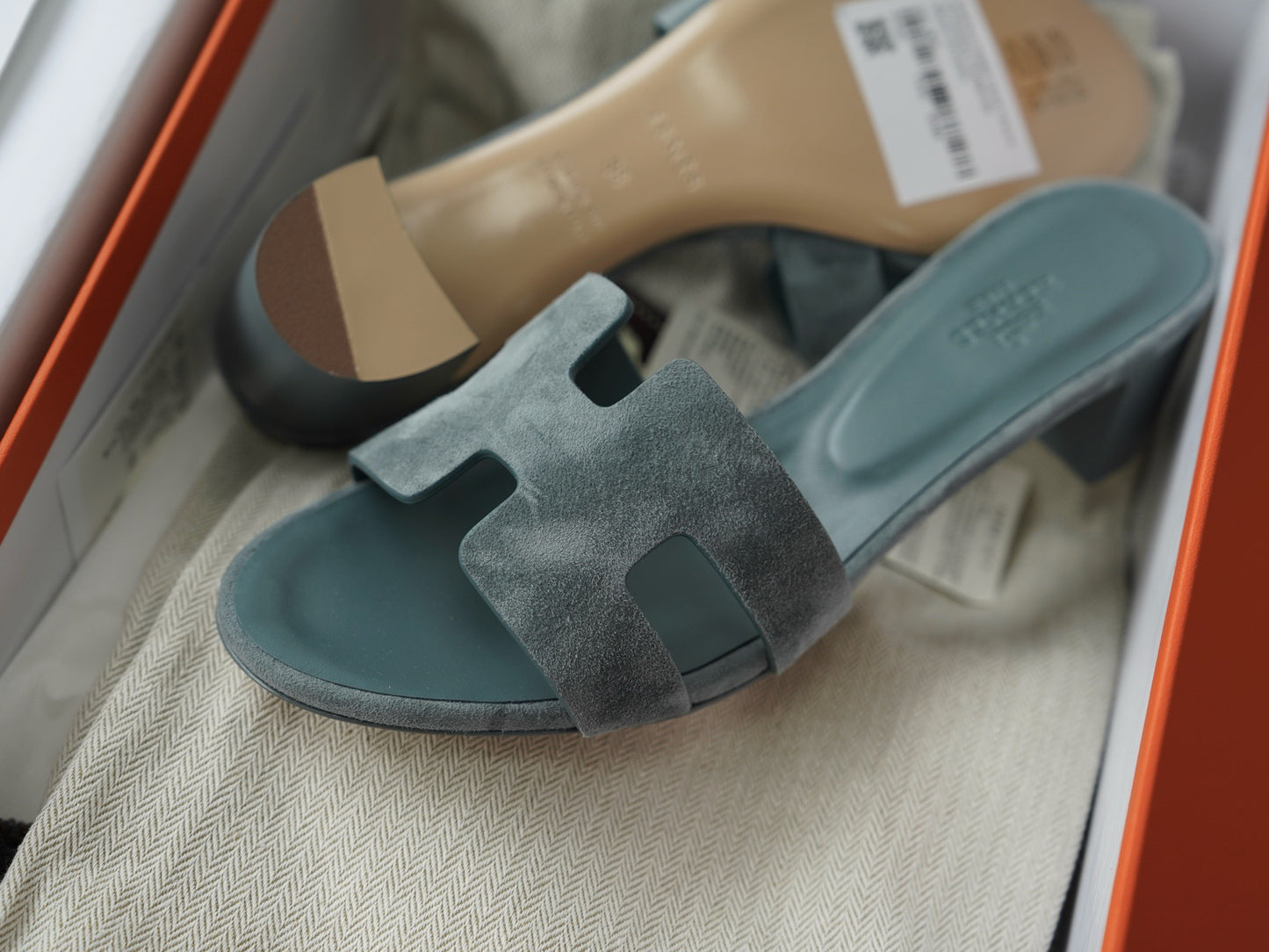 OASIS SANDAL