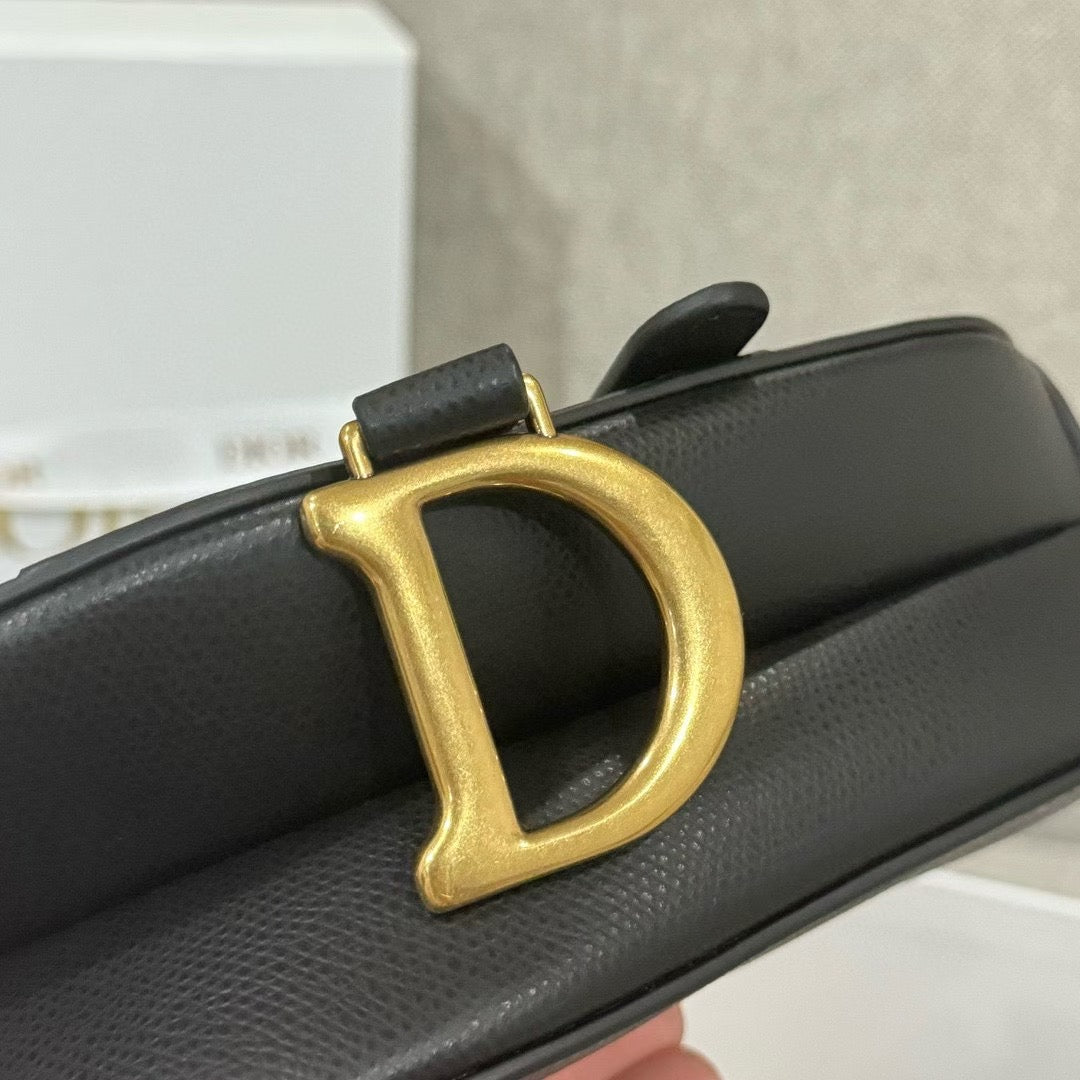 SADDLE D