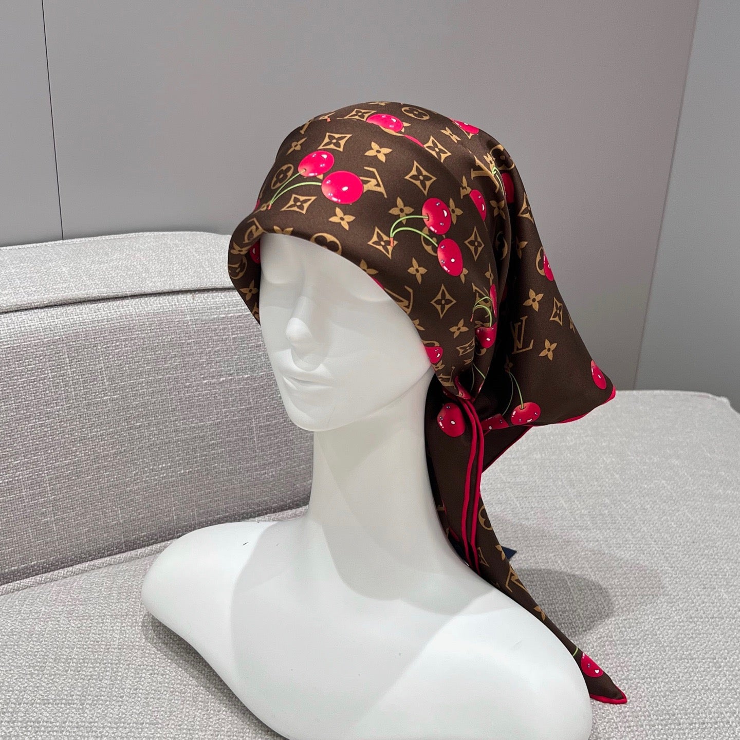 SILK SCARF 90*90