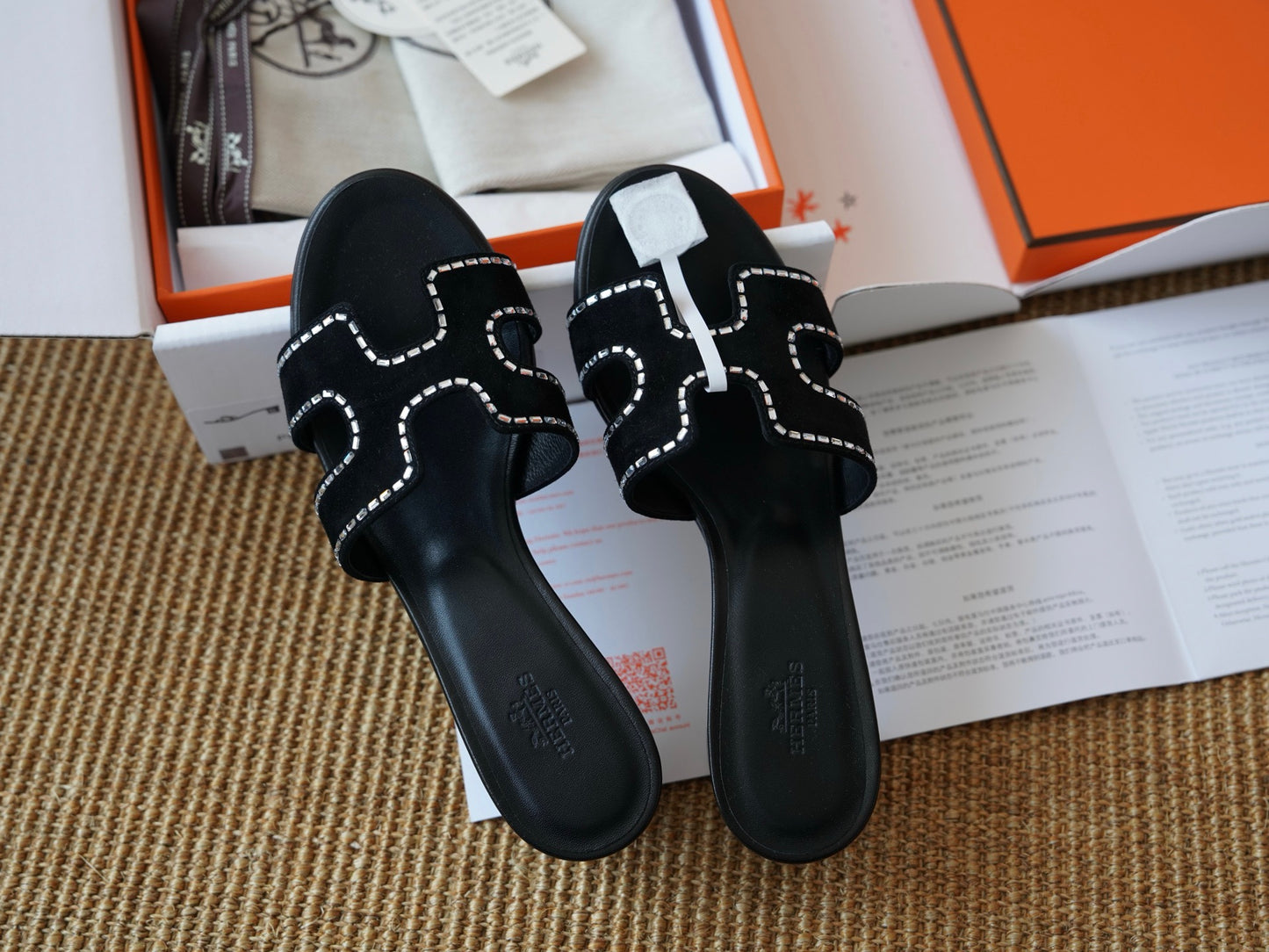 OASIS SANDAL