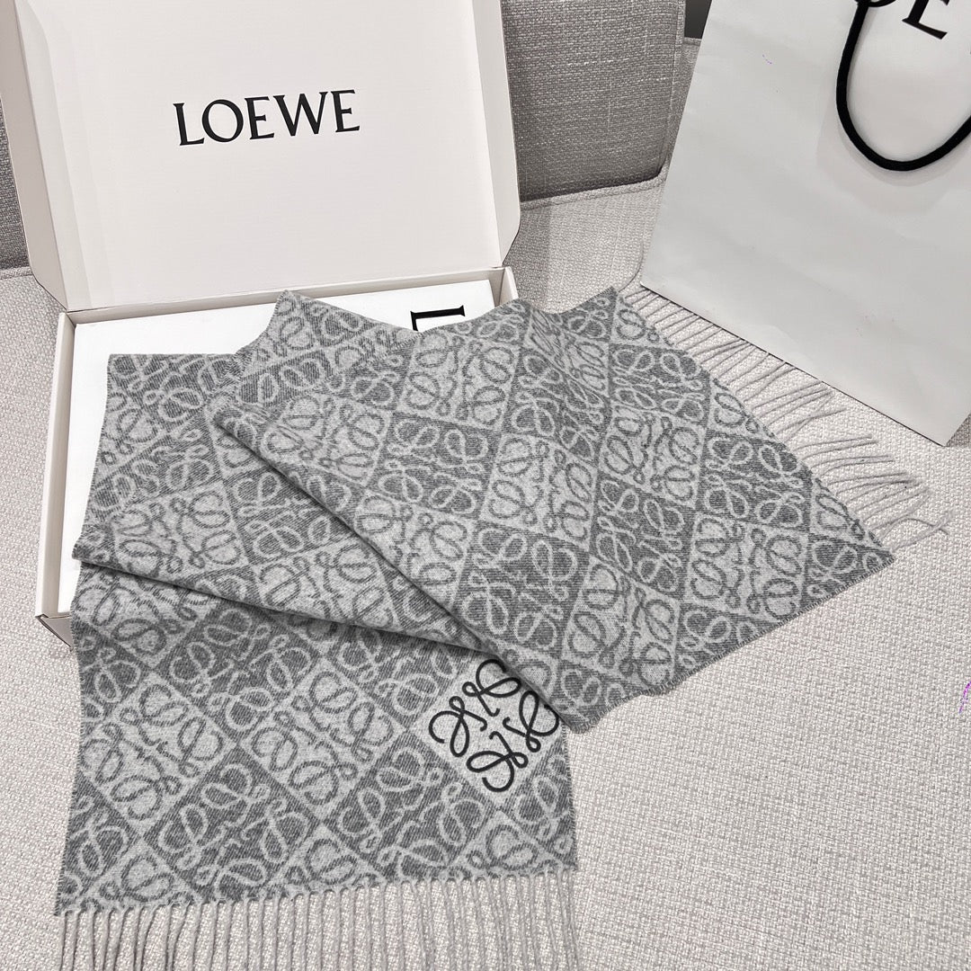 LOEWE SHALL