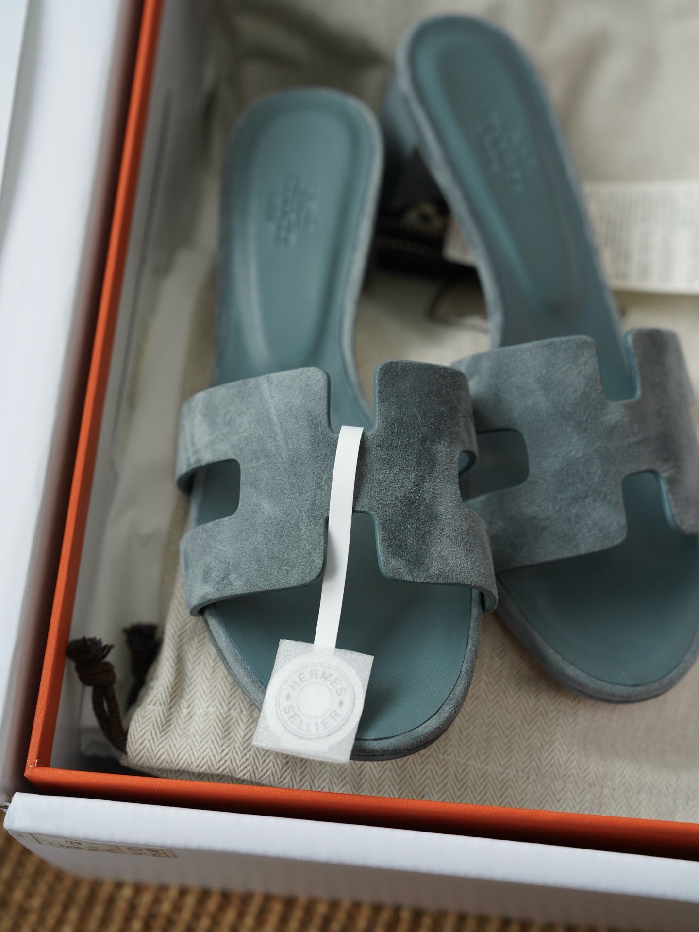 OASIS SANDAL
