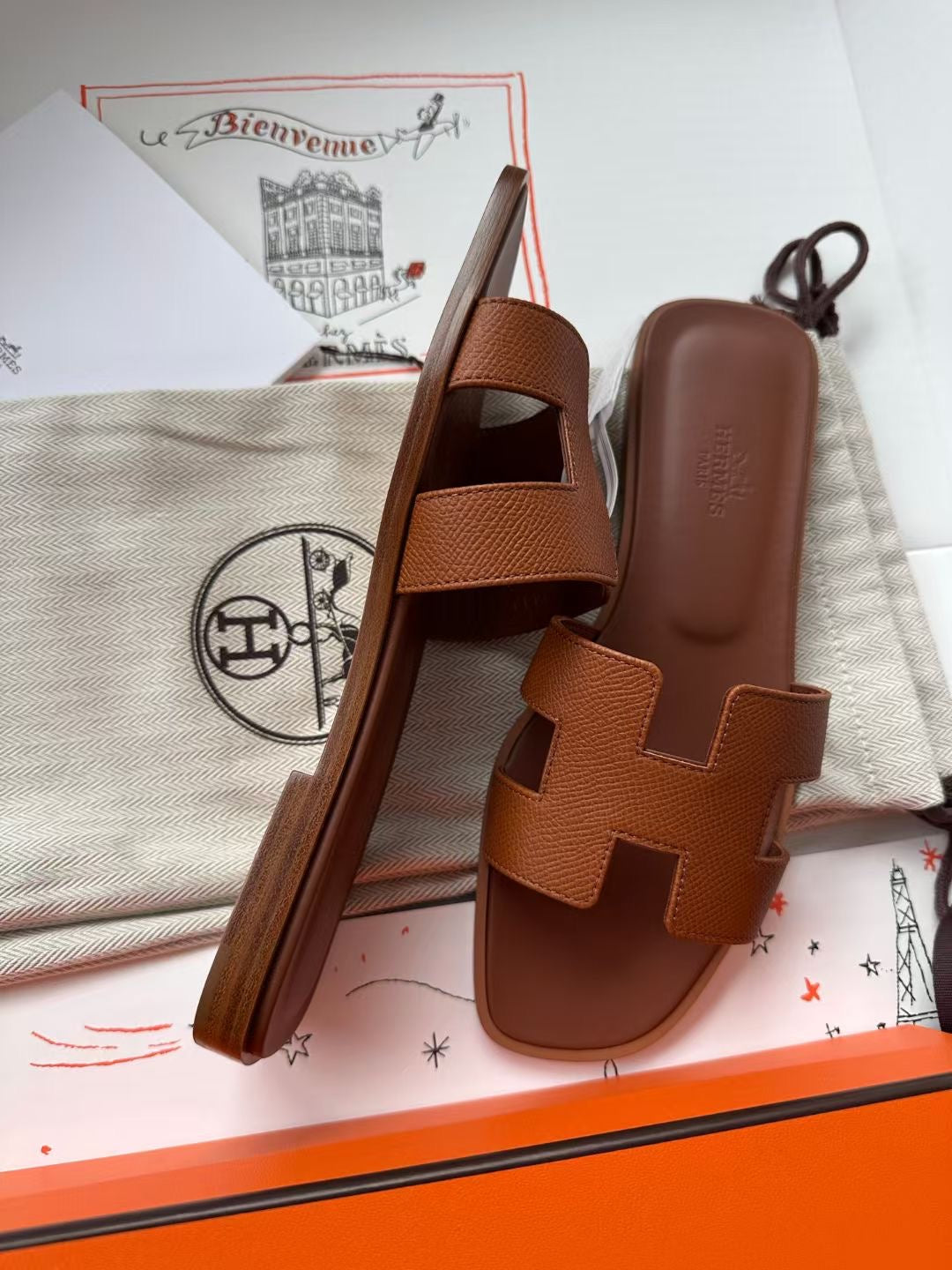 ORAN SANDAL