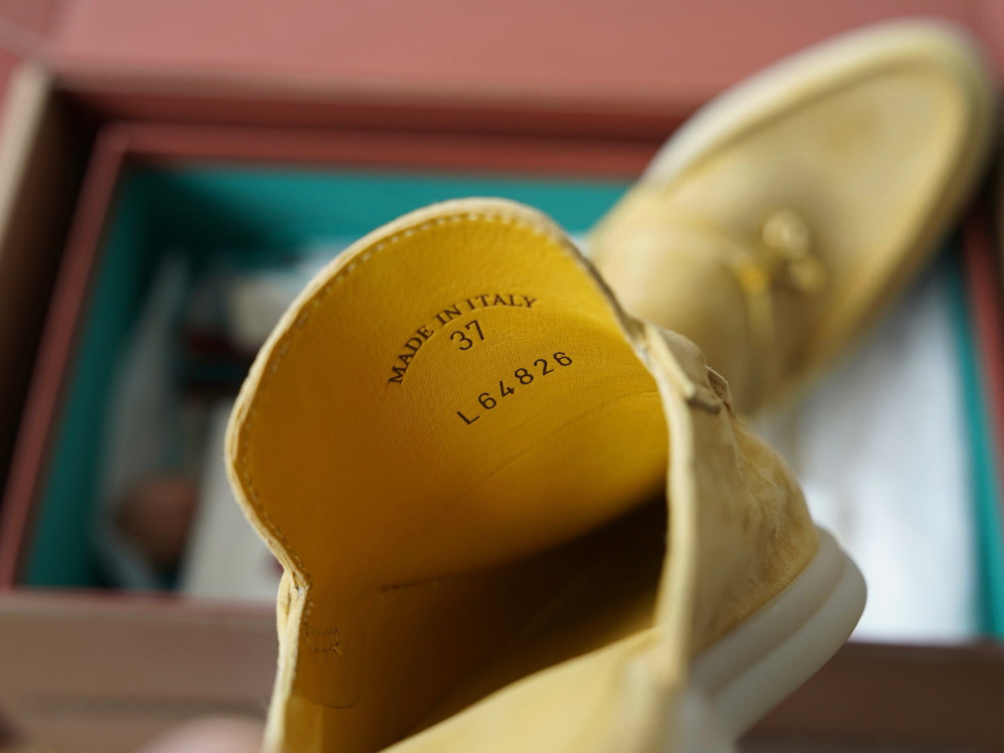 LORO SUMMER CHARM
