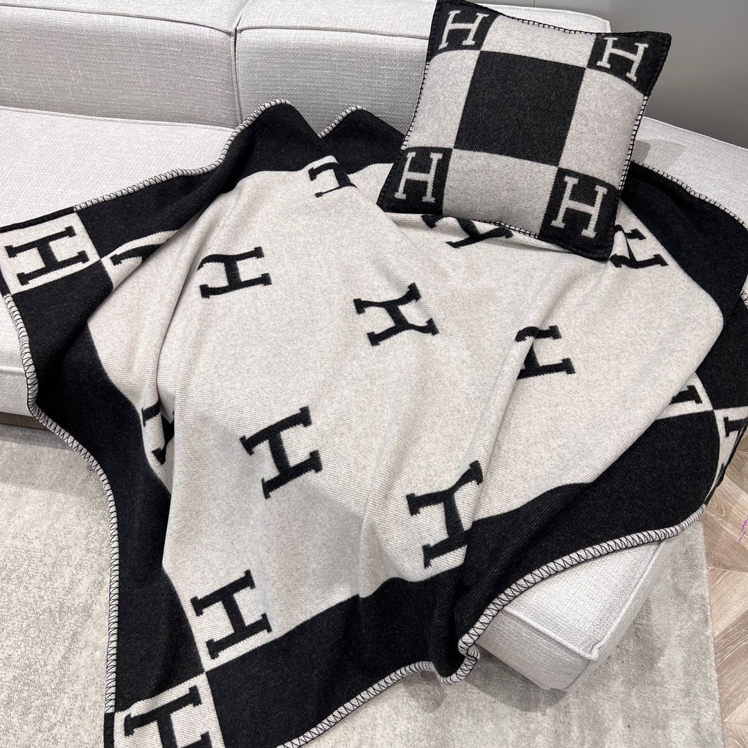 AVALON BLANKET