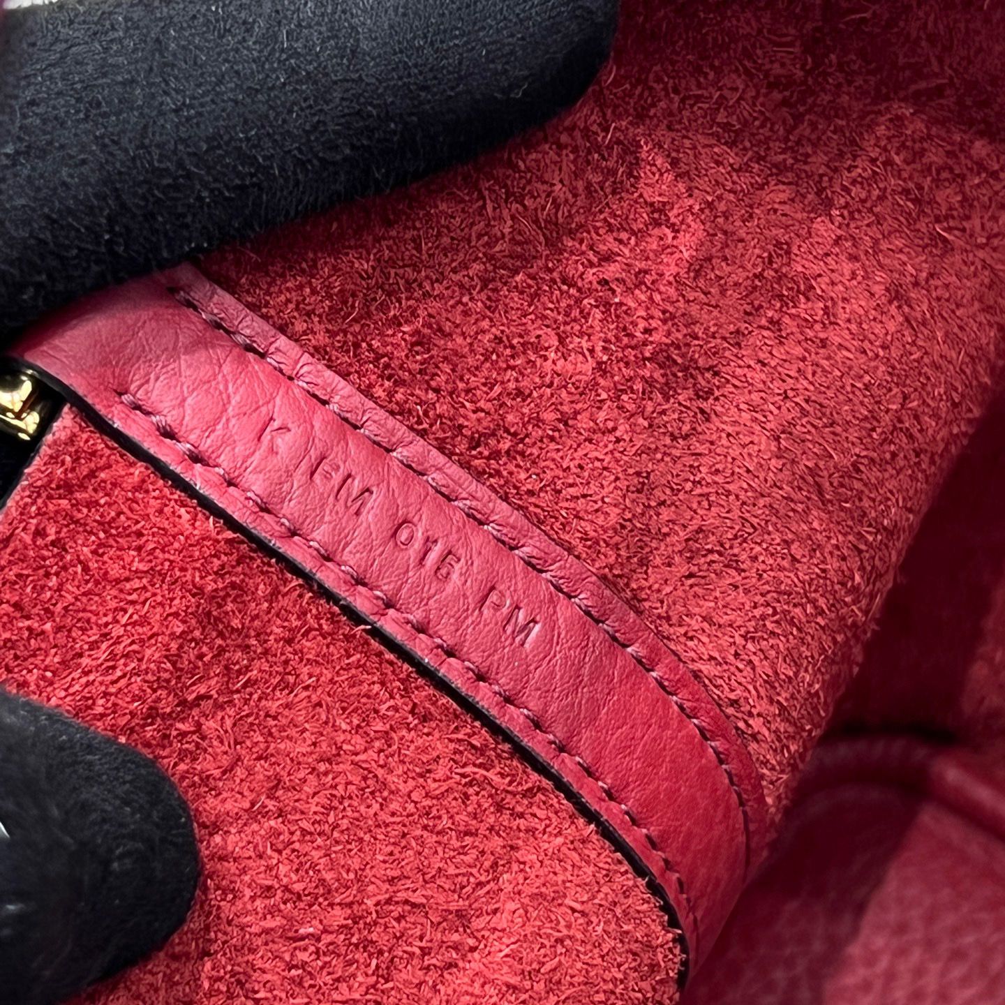 Picotin 18 Rouge Grenat Gold Hardware