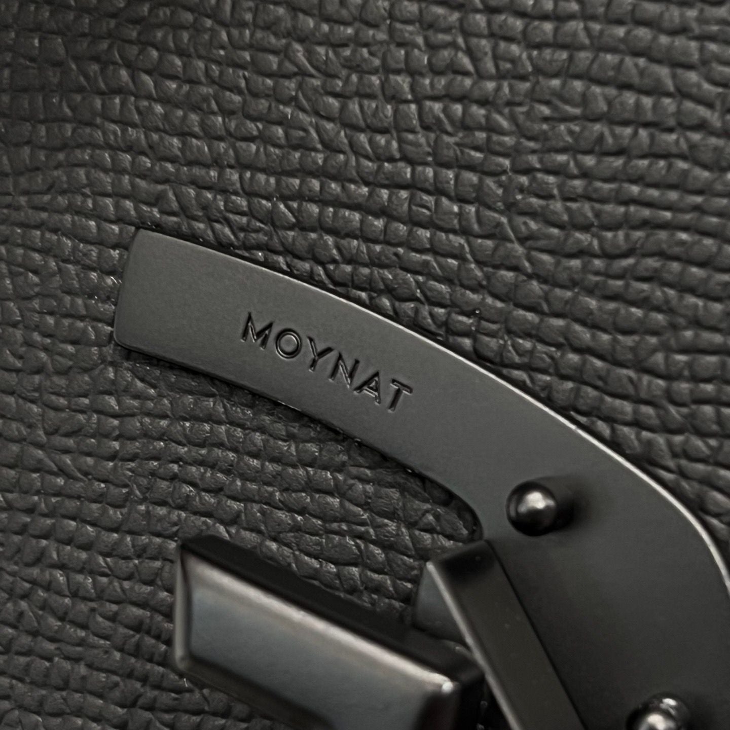 MOYNAAAT GABRIELLE CLUTCH
