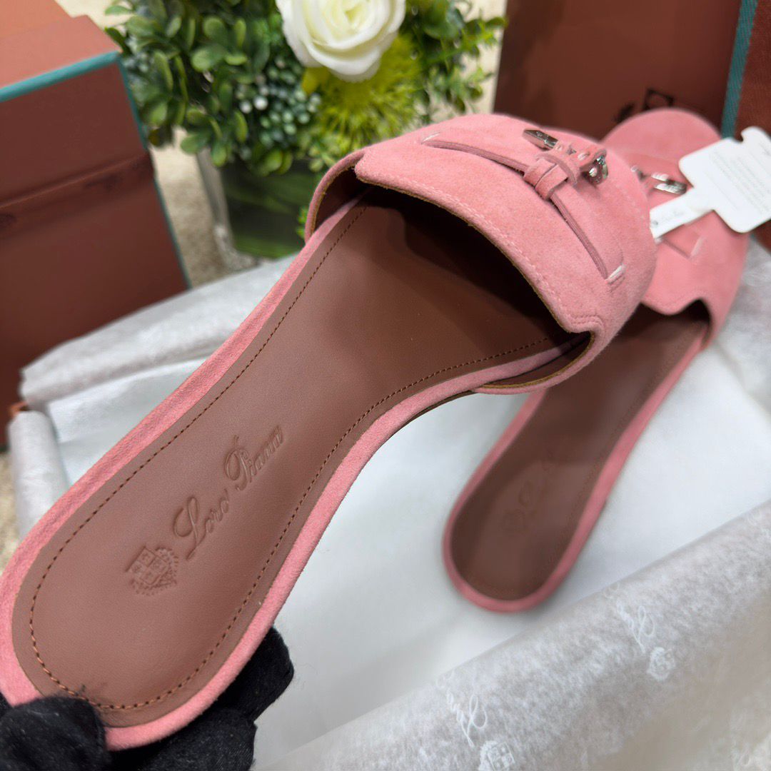 LORO P SUMMER CHARM SLIPPER
