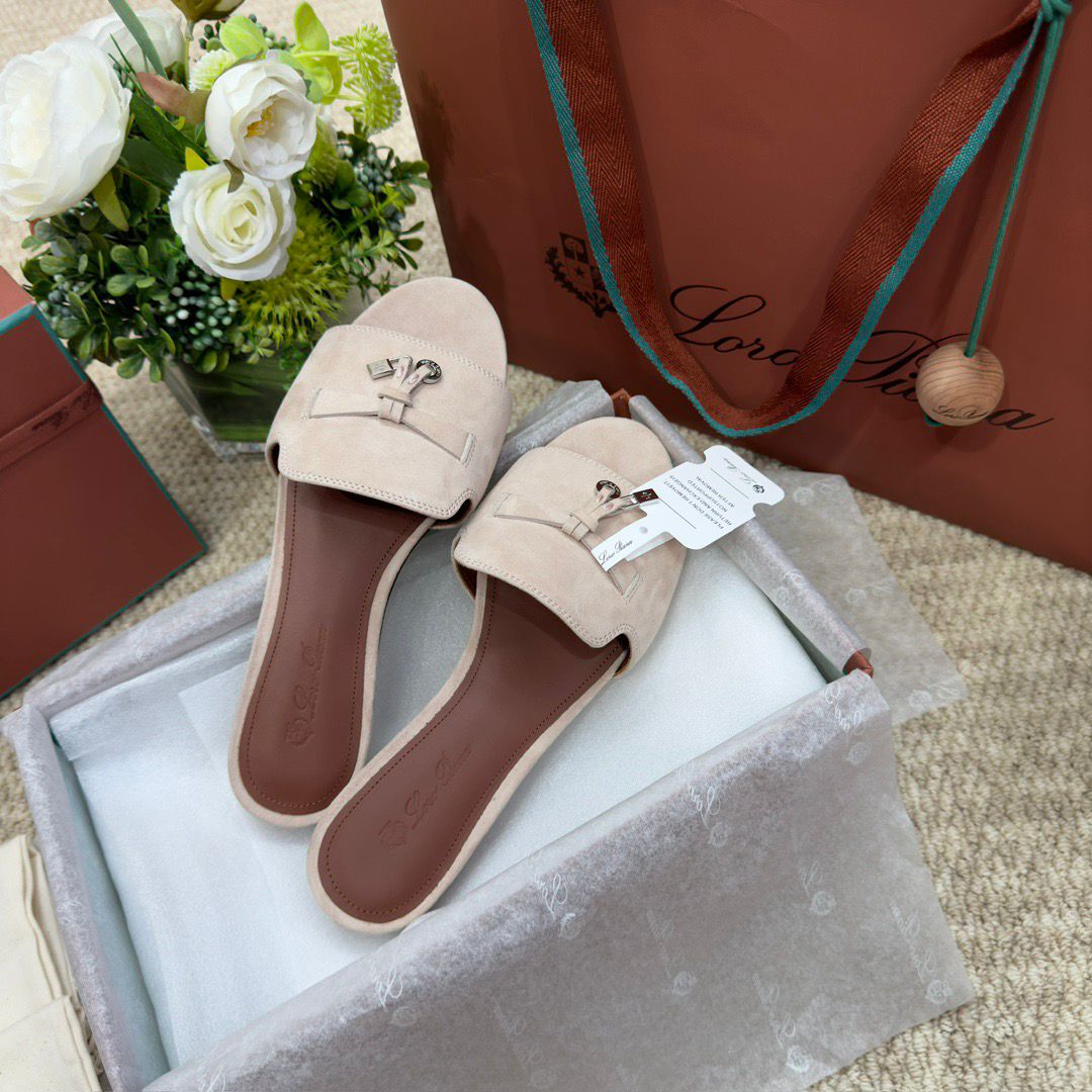 LORO P SUMMER CHARM SLIPPER