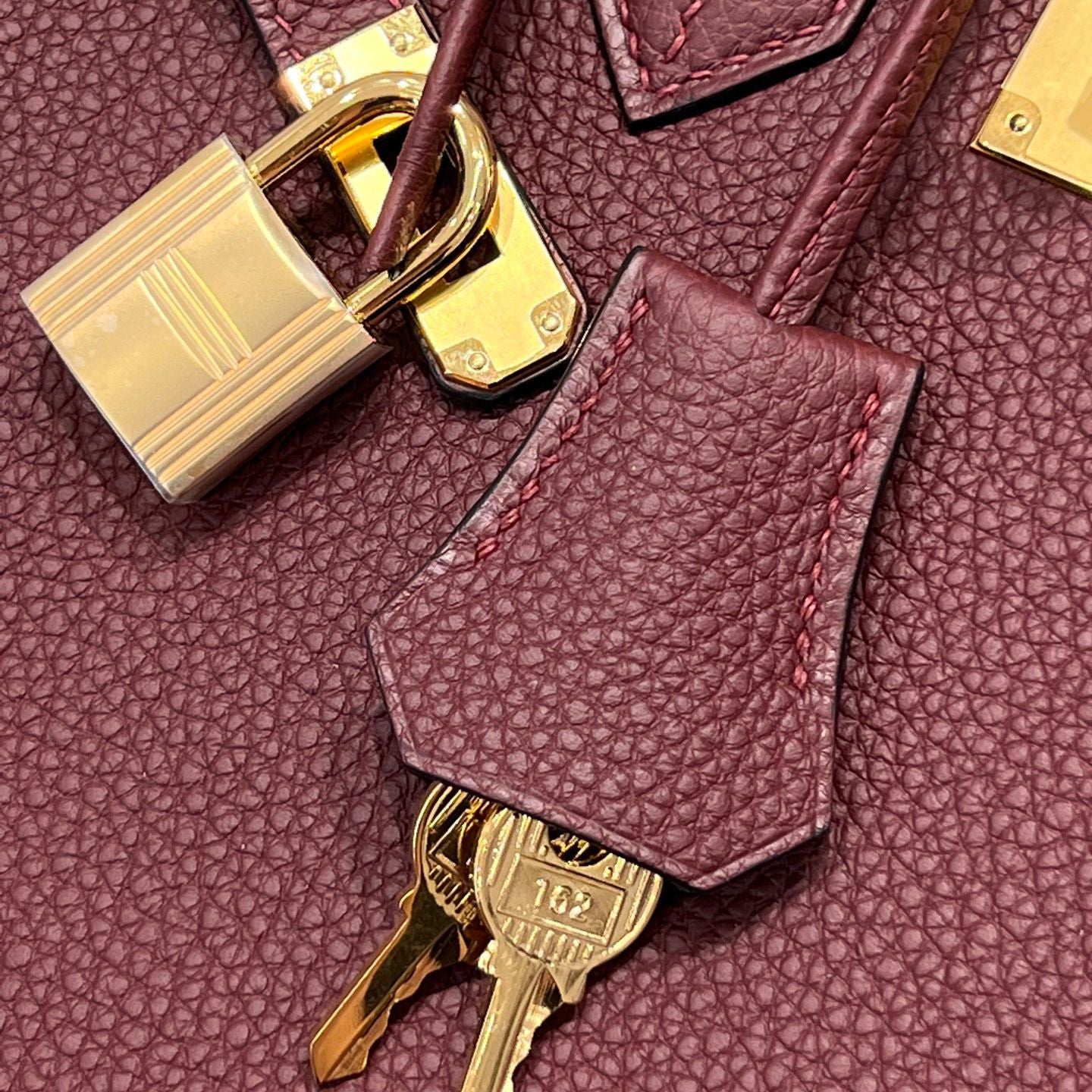 BK 25 Rouge H Gold hardware