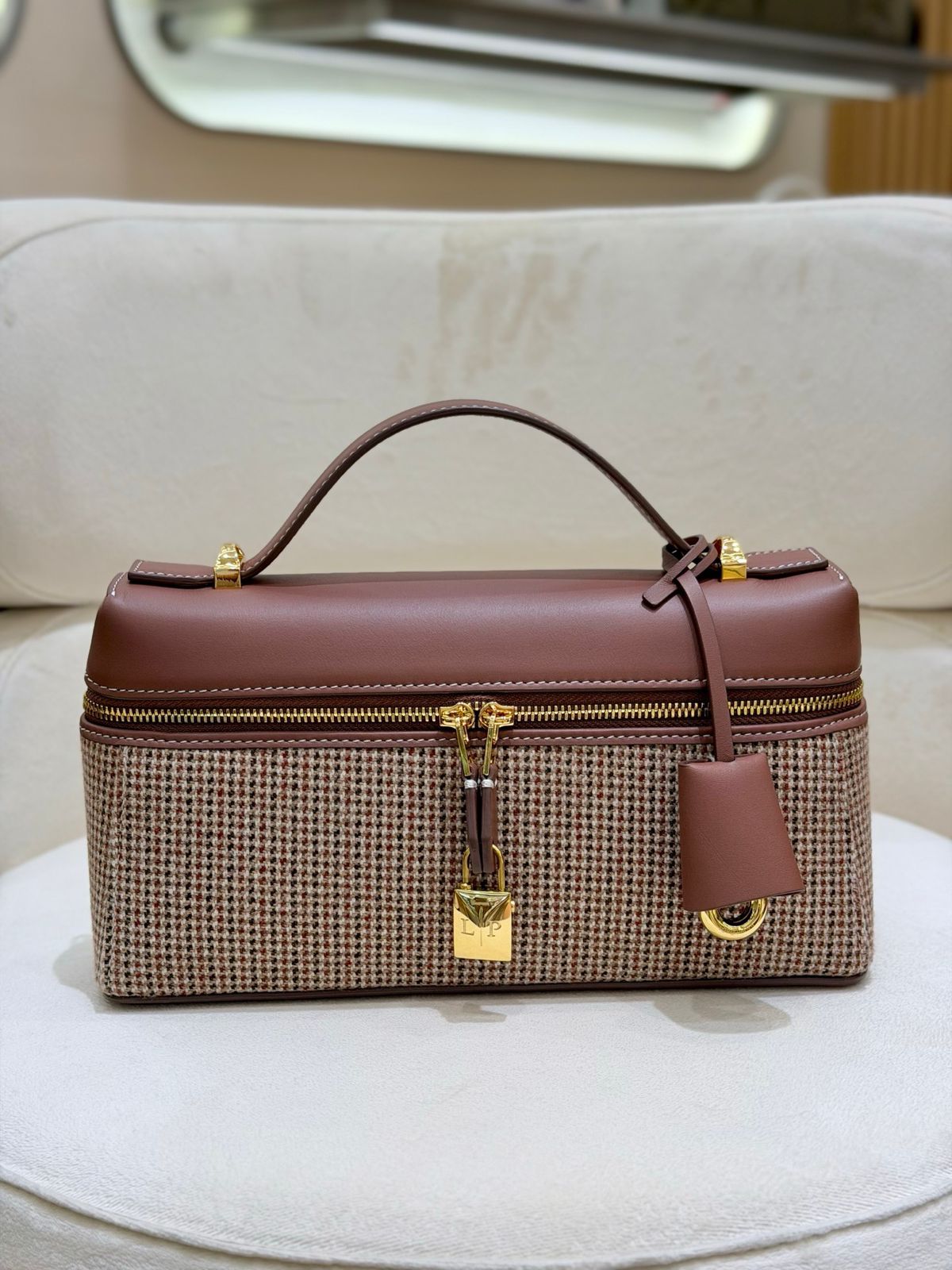 Extra 23 bag