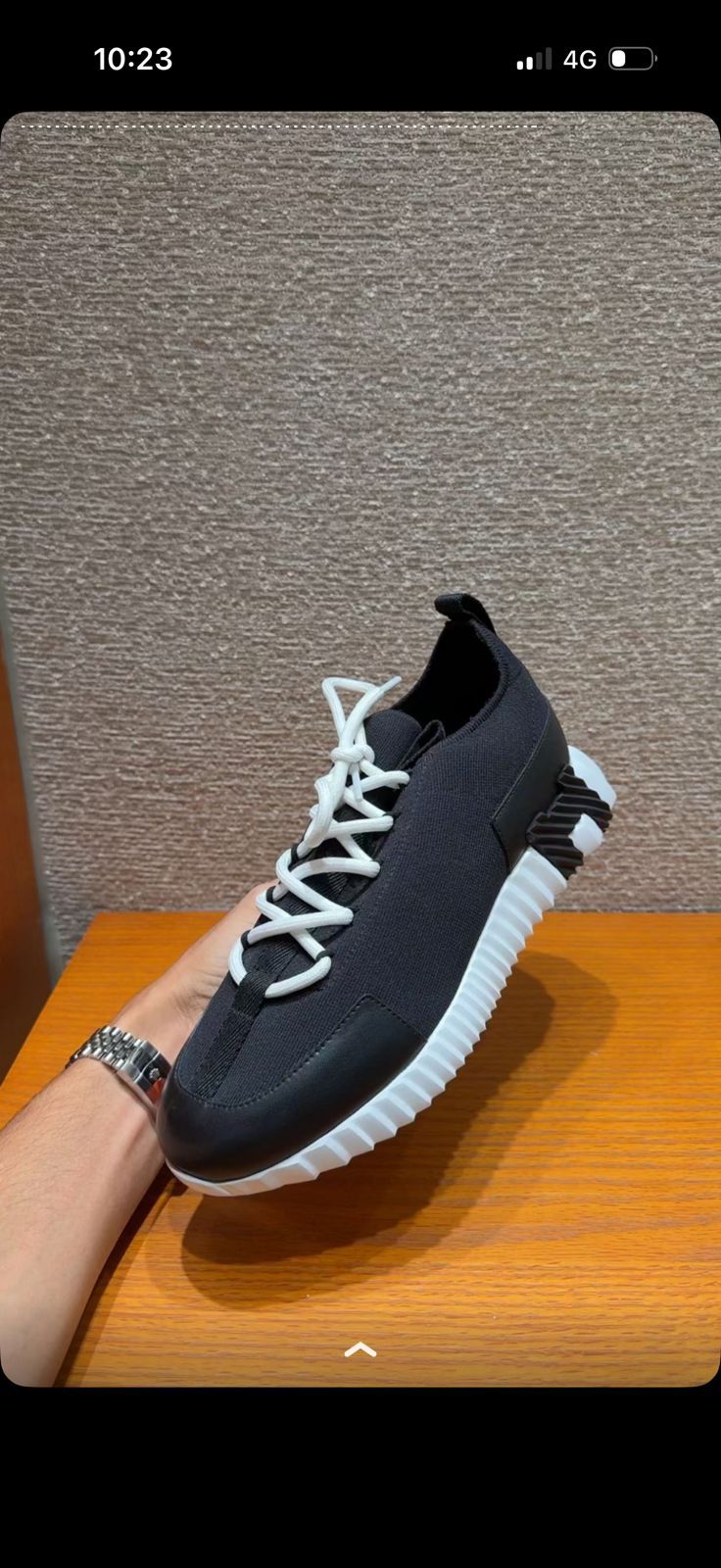 H shoes