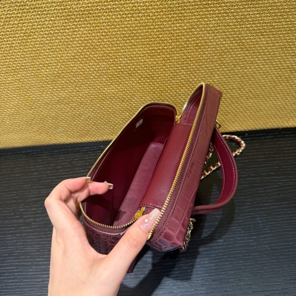 Crocodile classic vainty