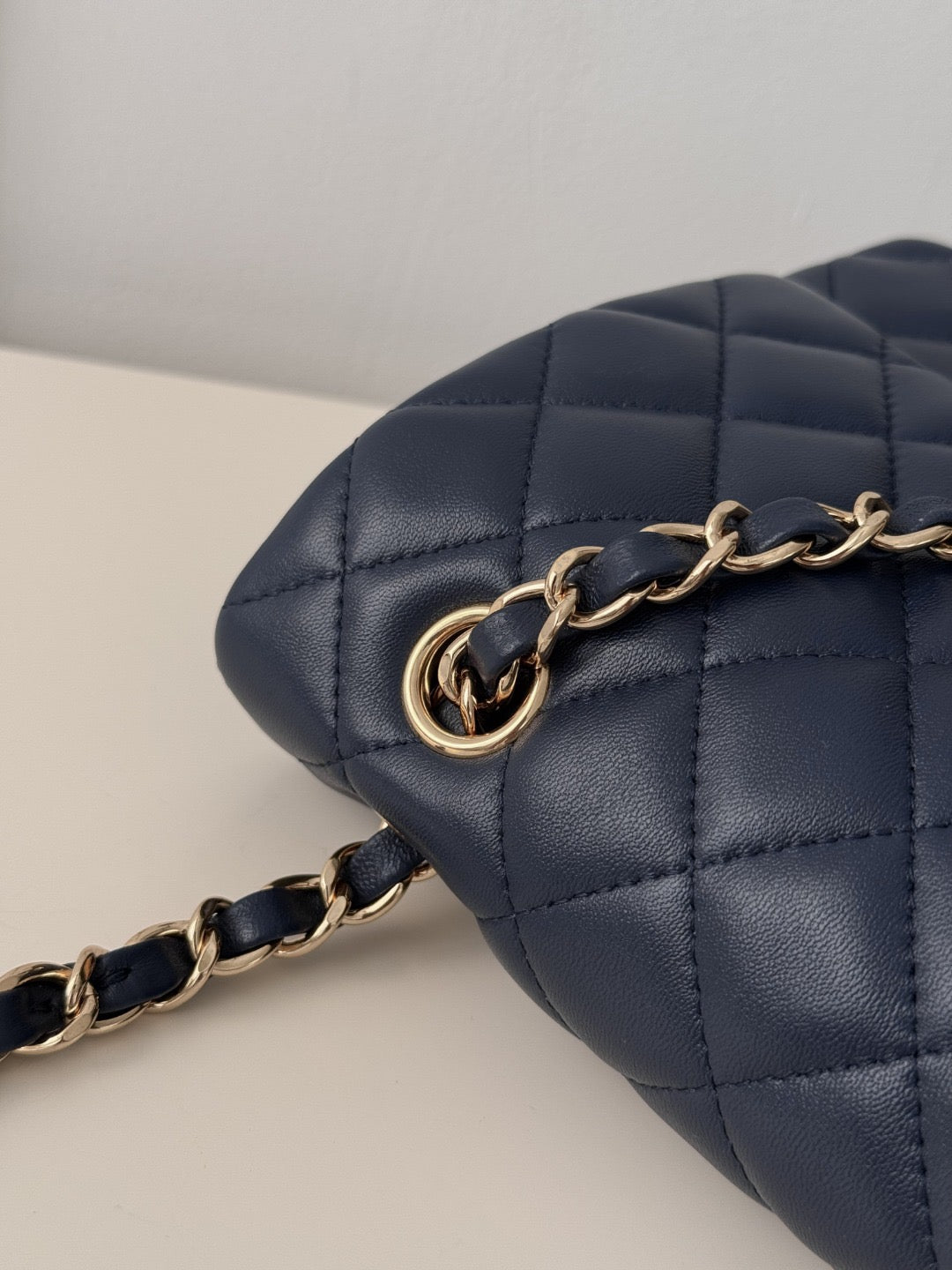 CLASSIC 25 GOLD HARDWARE