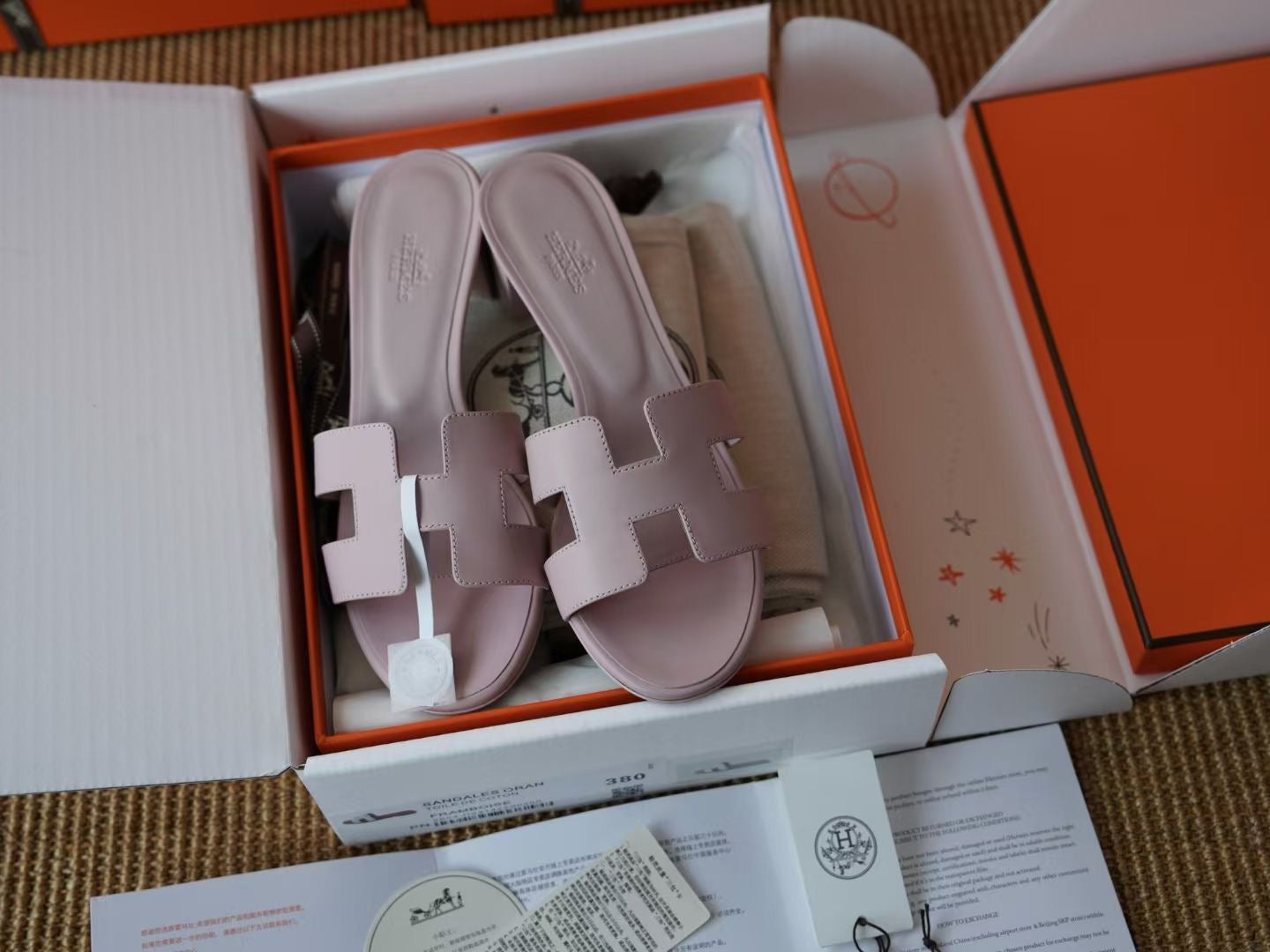 OASIS SANDAL