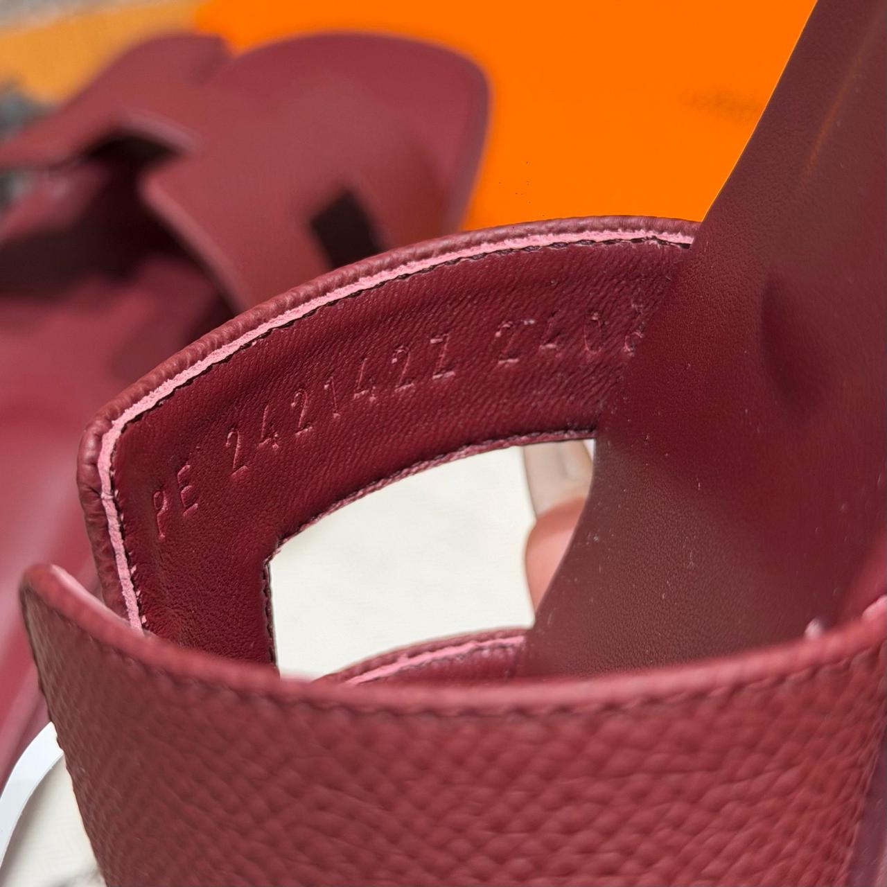 Oran Sandal