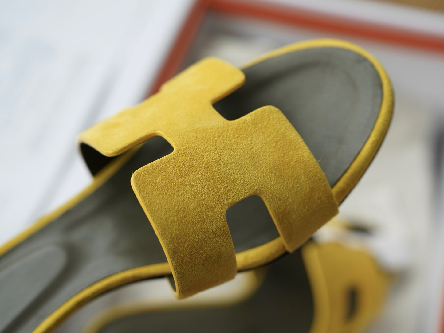 OASIS SANDAL