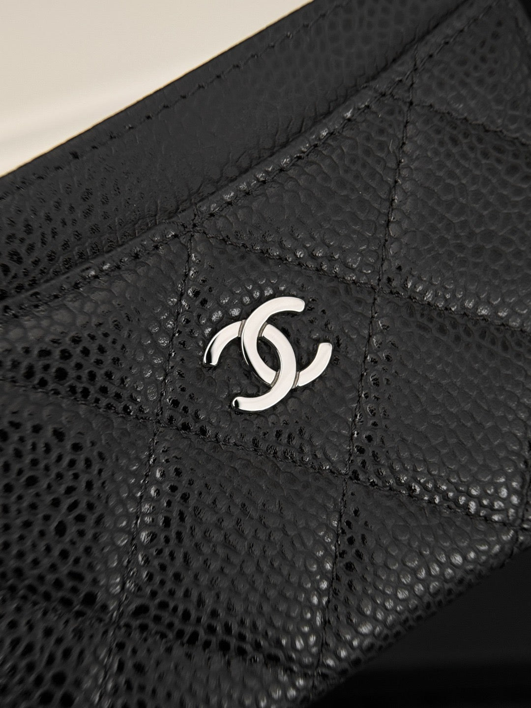 CHENNL CARD HOLDER