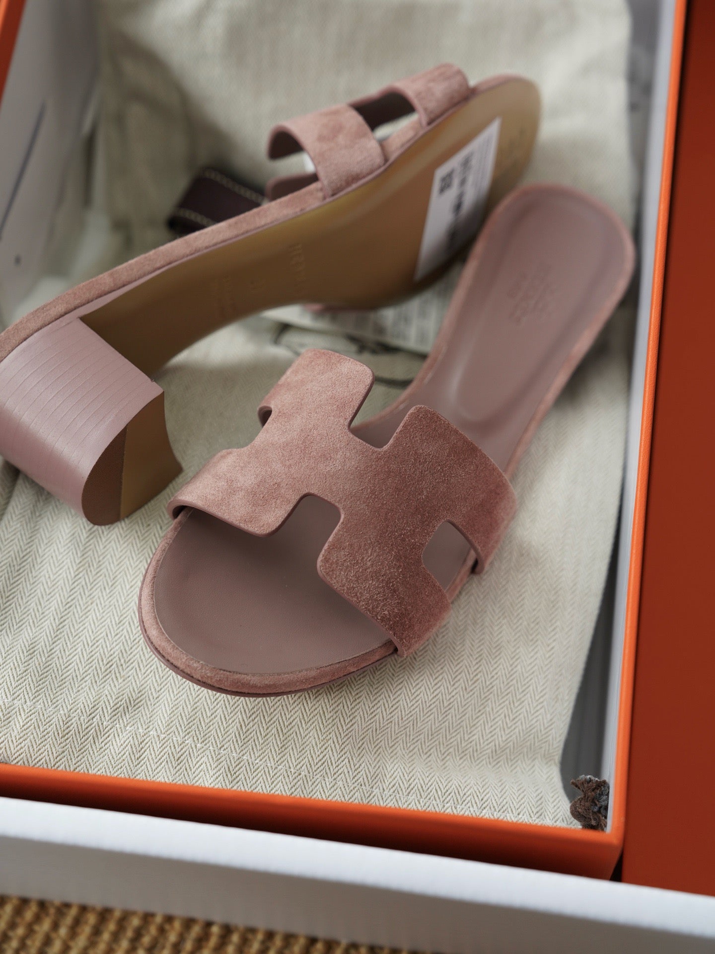 OASIS SANDAL