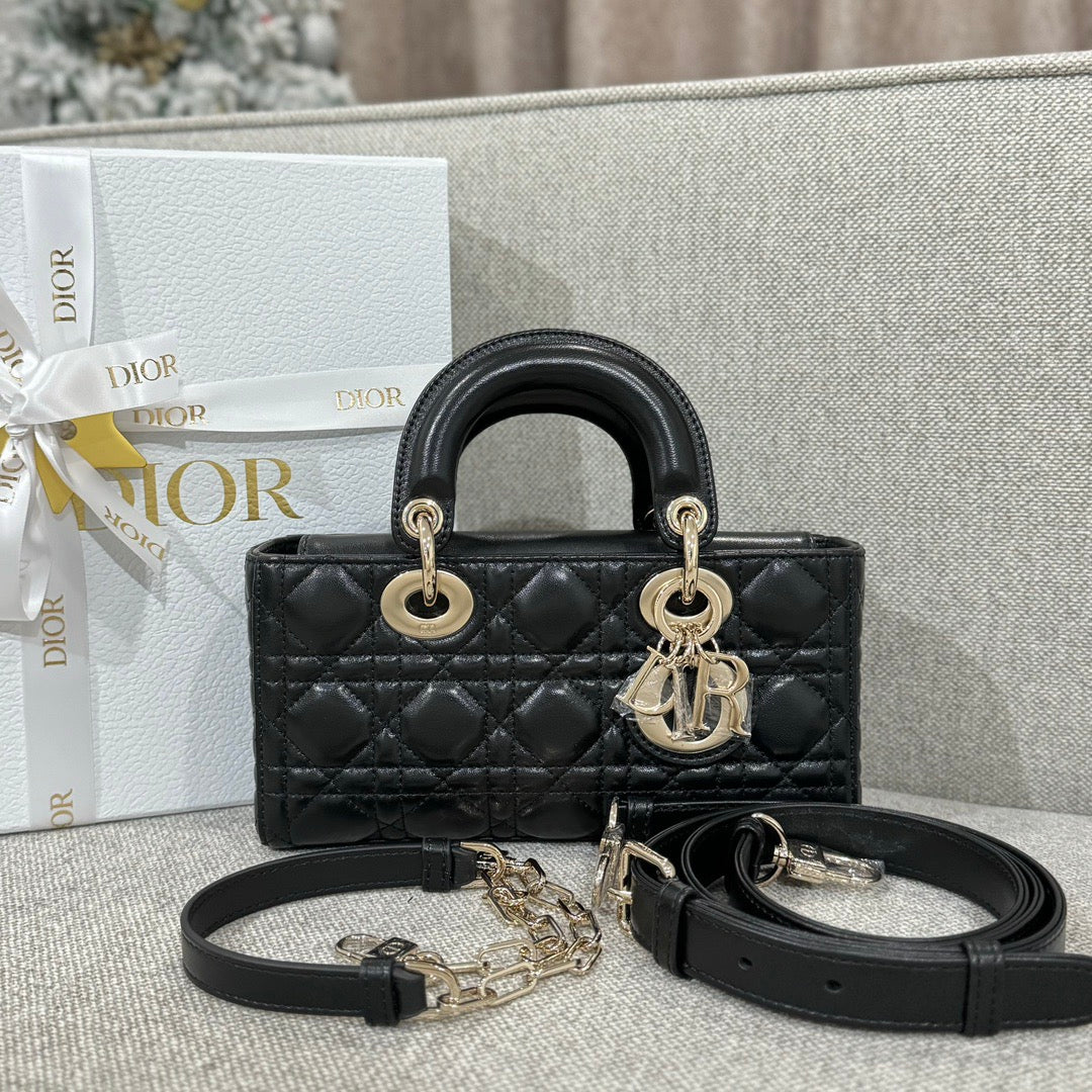 D joy 22 cm