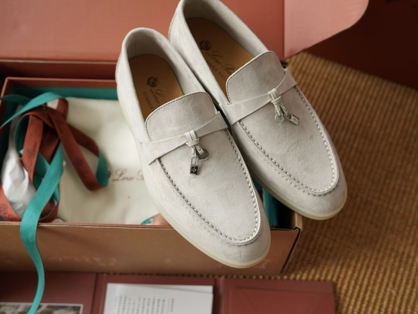 SUMMER CHARMS WALK LOAFER