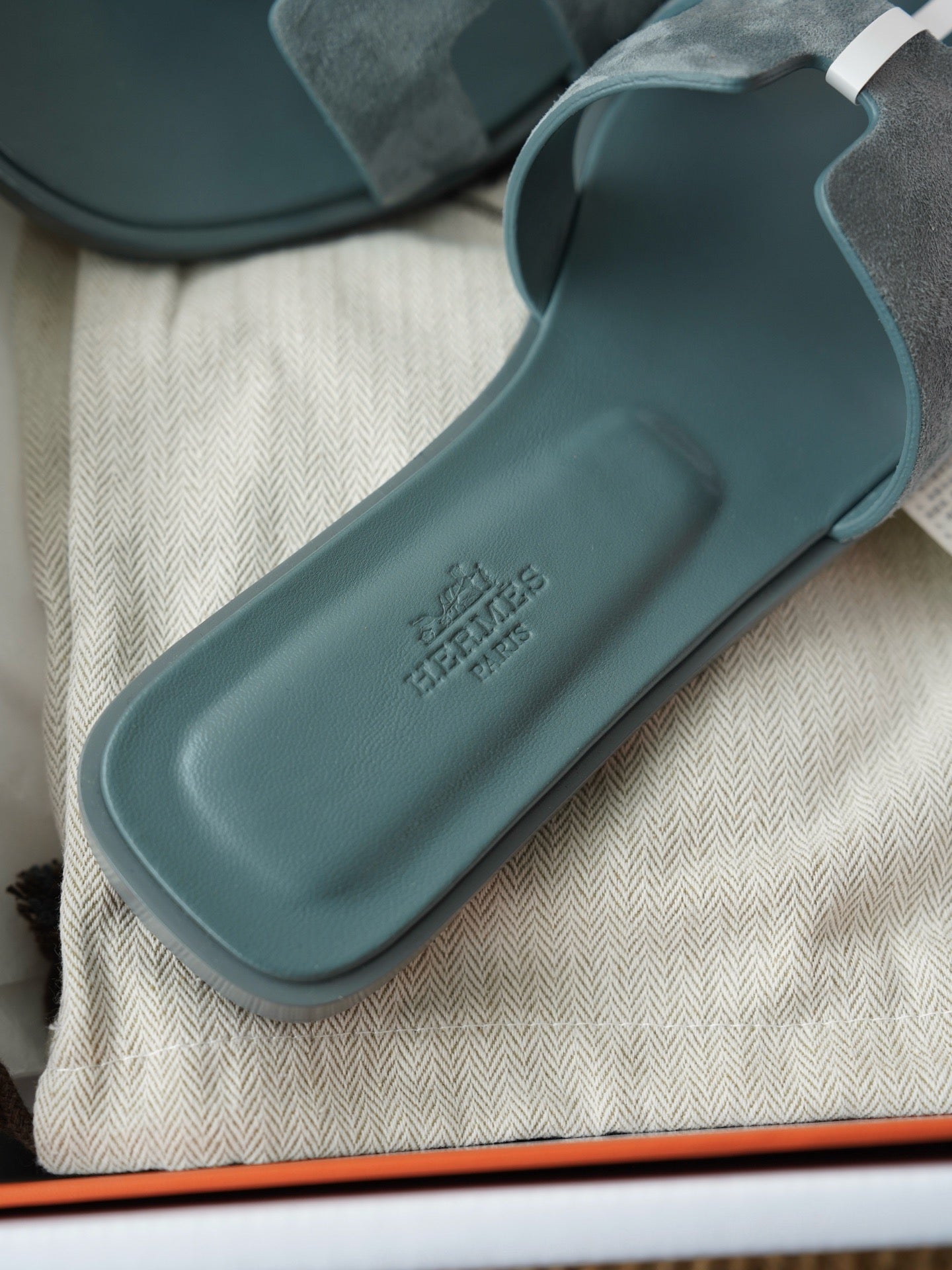 ORAN SANDAL