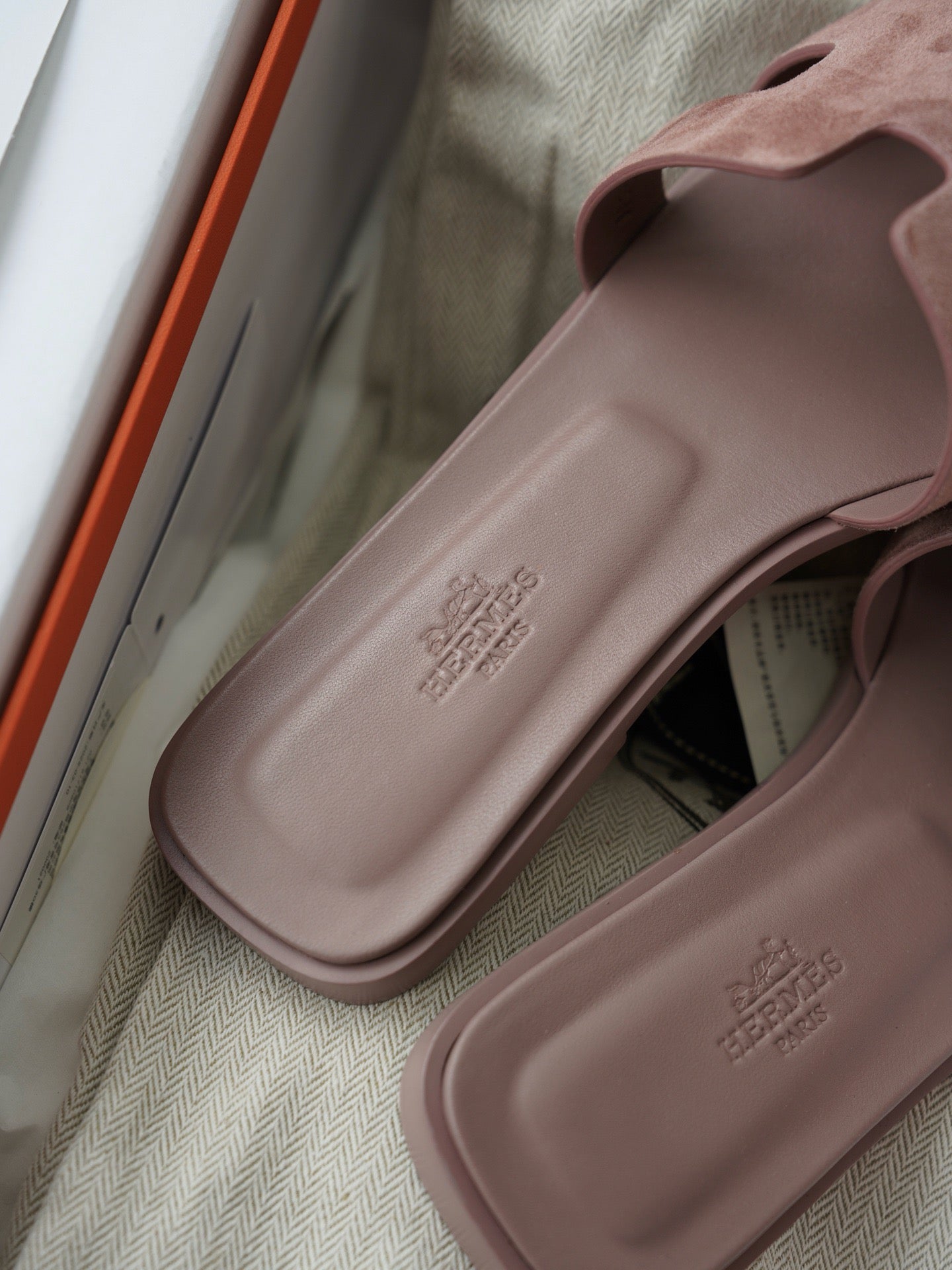 ORAN SANDAL
