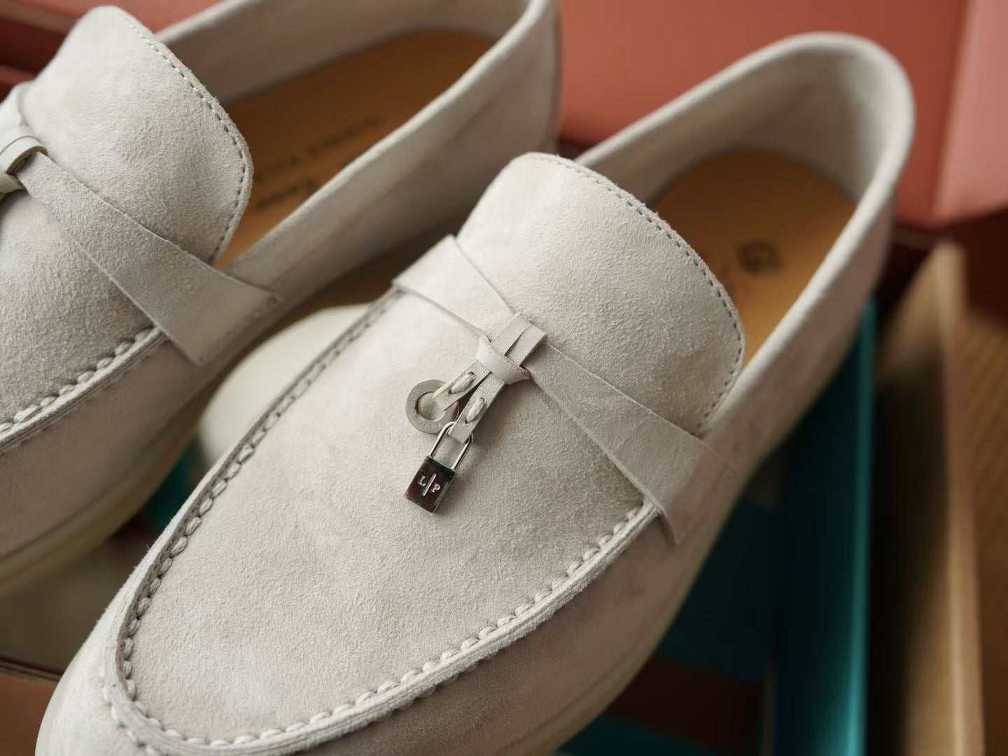 SUMMER CHARMS WALK LOAFER