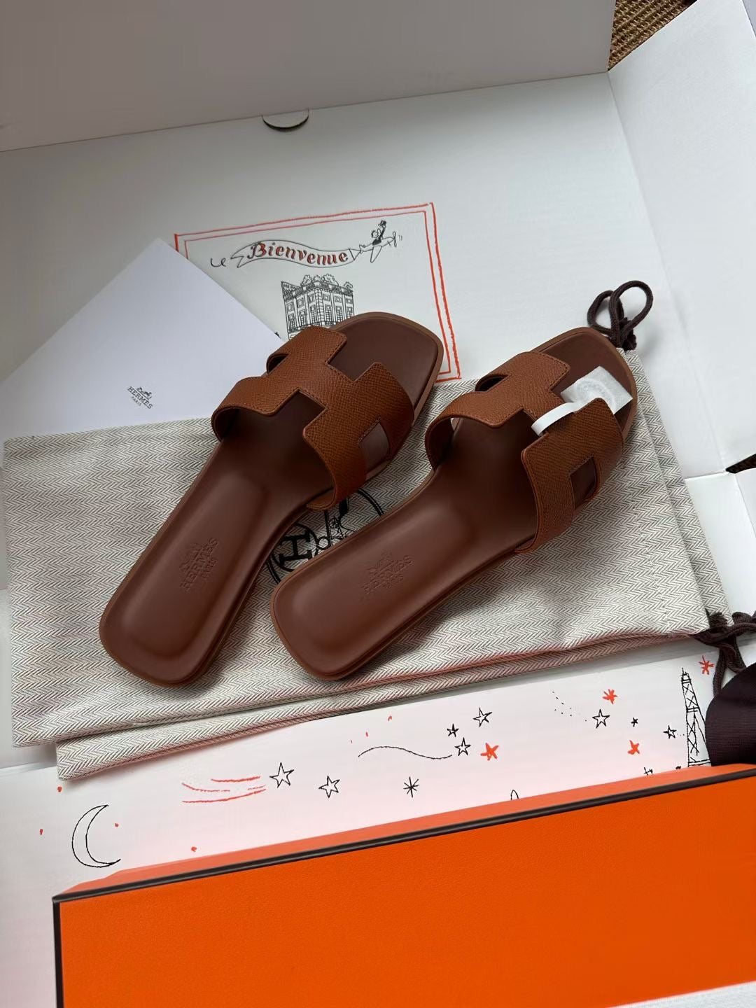 ORAN SANDAL