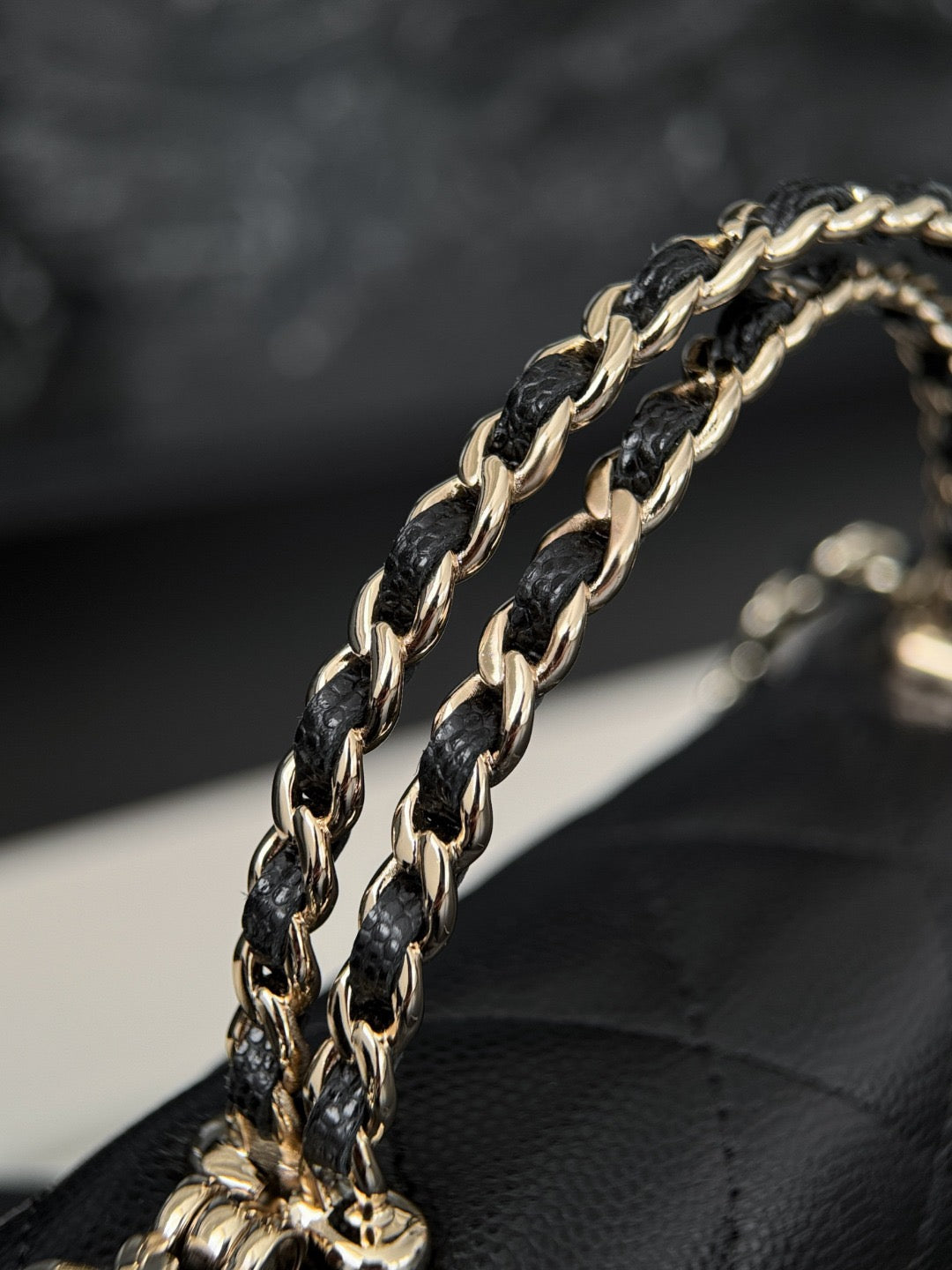 25S TOP HANDLE KELLY CLUTCH