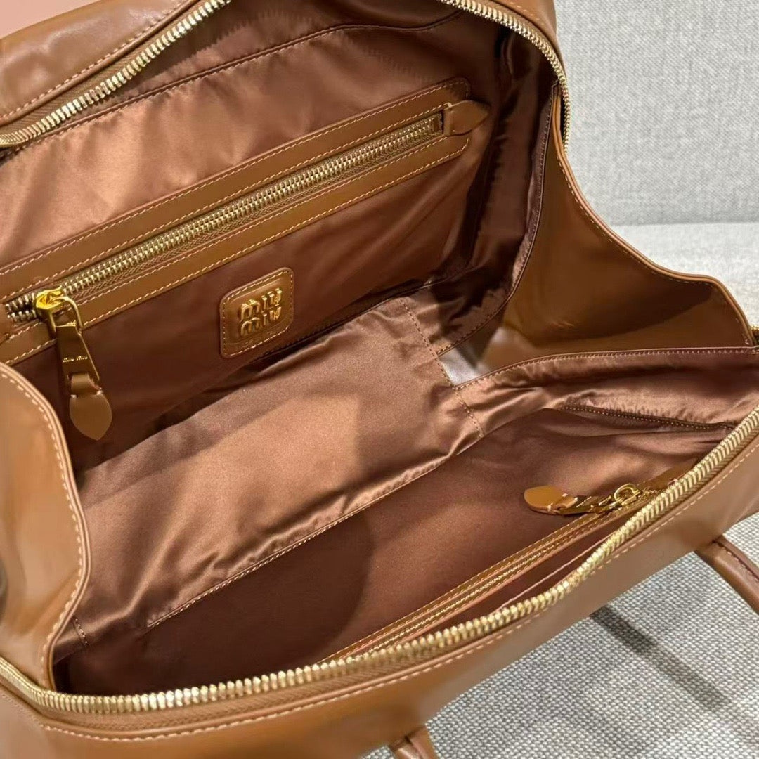 MIU MIU BEAU LARGE LEATHER BAG