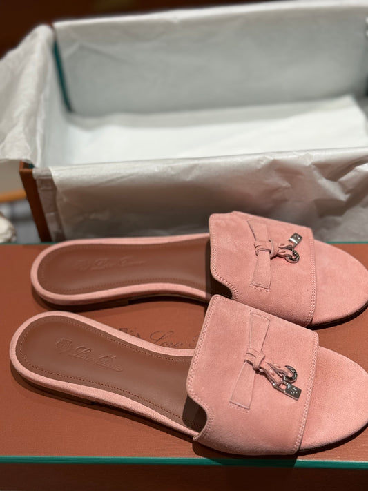 SUMMER CHARMS SANDAL