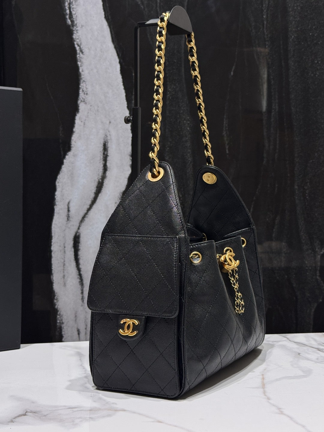 SMALL HOBO BAG