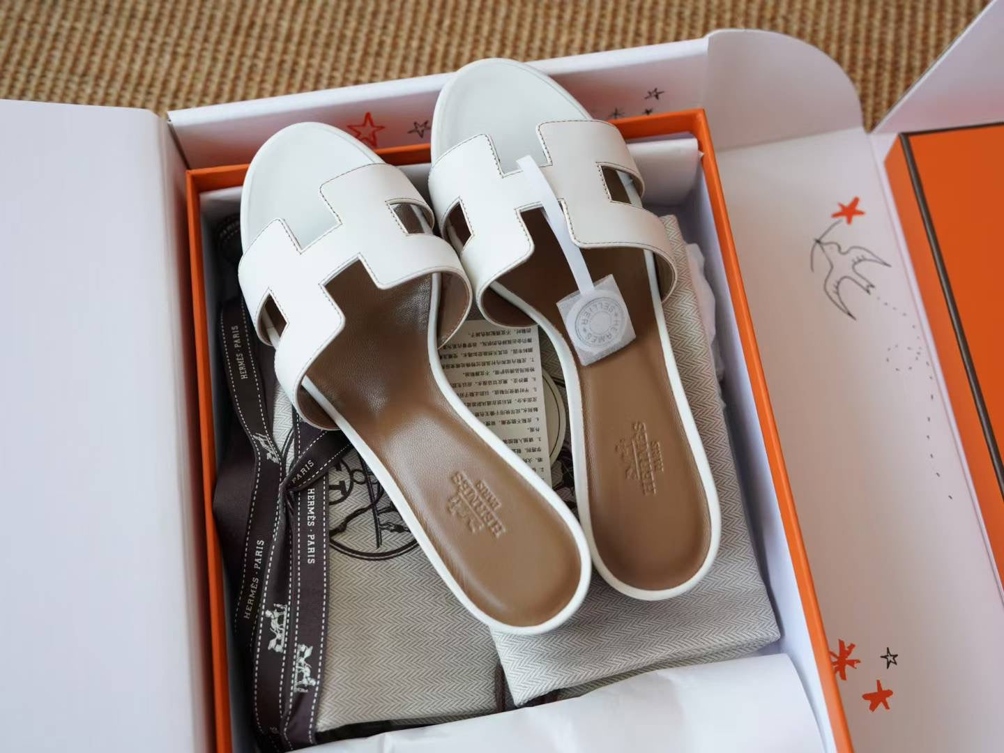 OASIS SANDAL