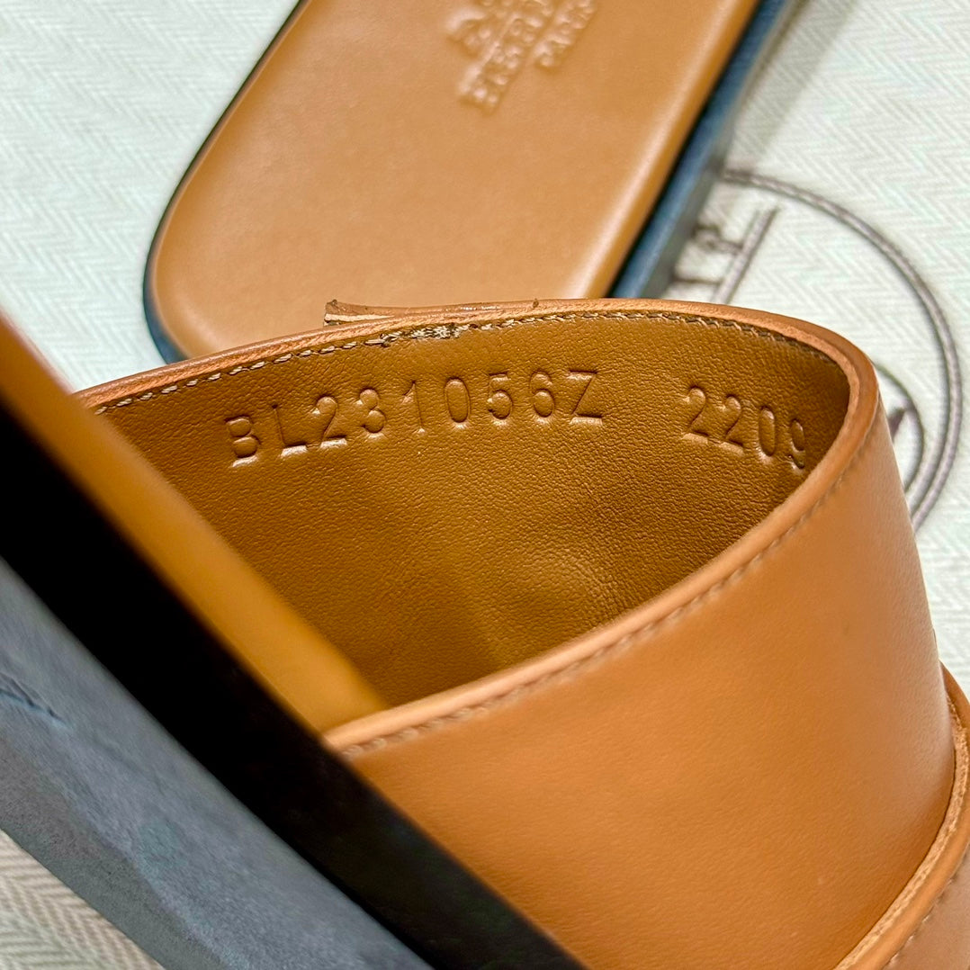 GUILIA SANDAL